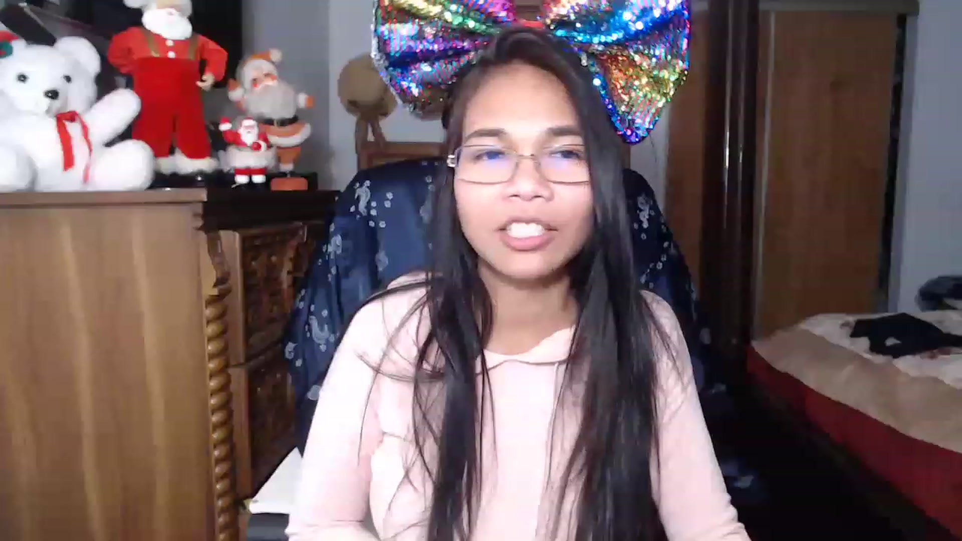 Gallery image thumbnail from Littlekai2023's myfreecams stream on, 12/17/2022, 16:02 image 13 of 20