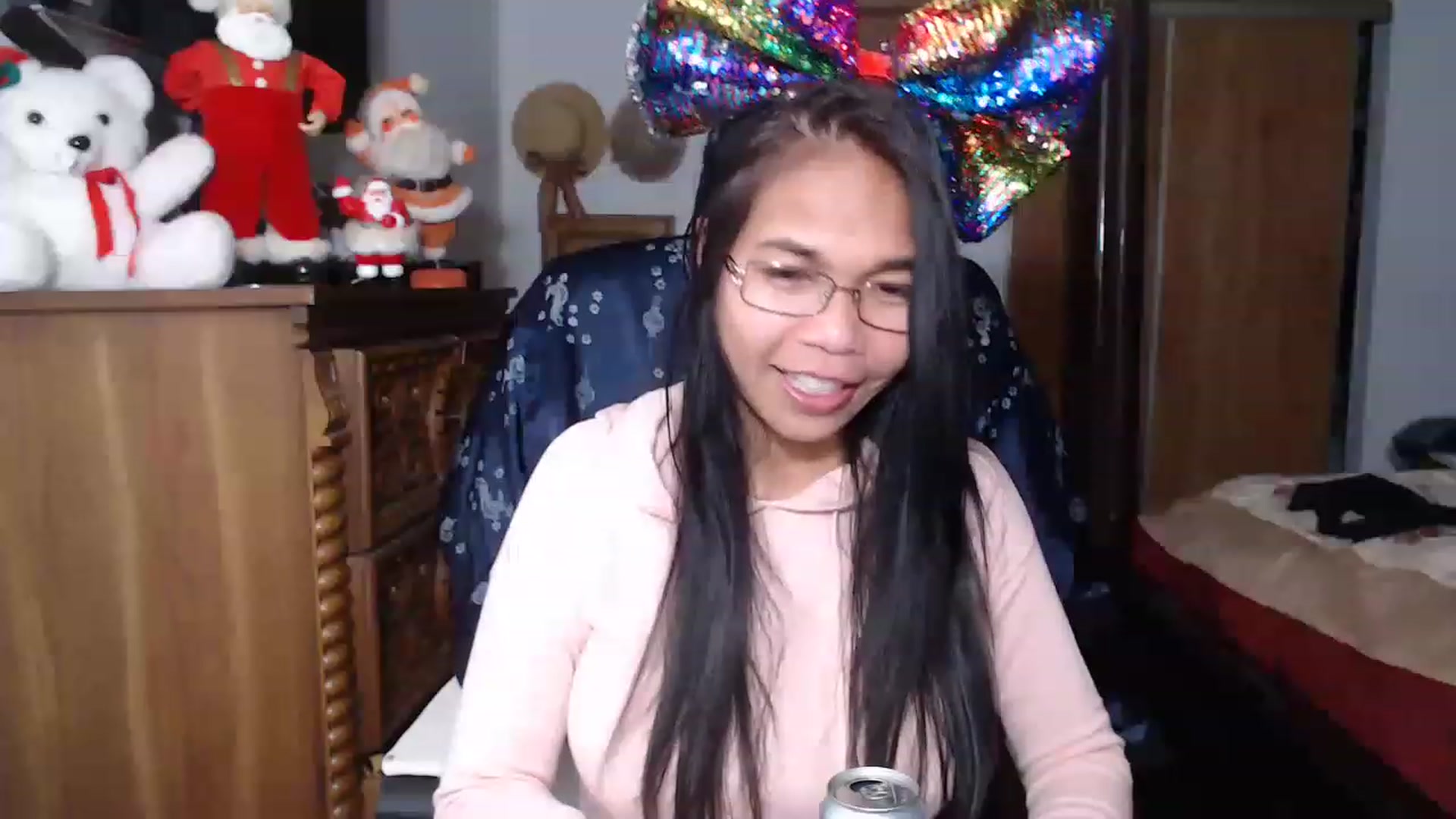 Gallery image thumbnail from Littlekai2023's myfreecams stream on, 12/17/2022, 16:02 image 14 of 20