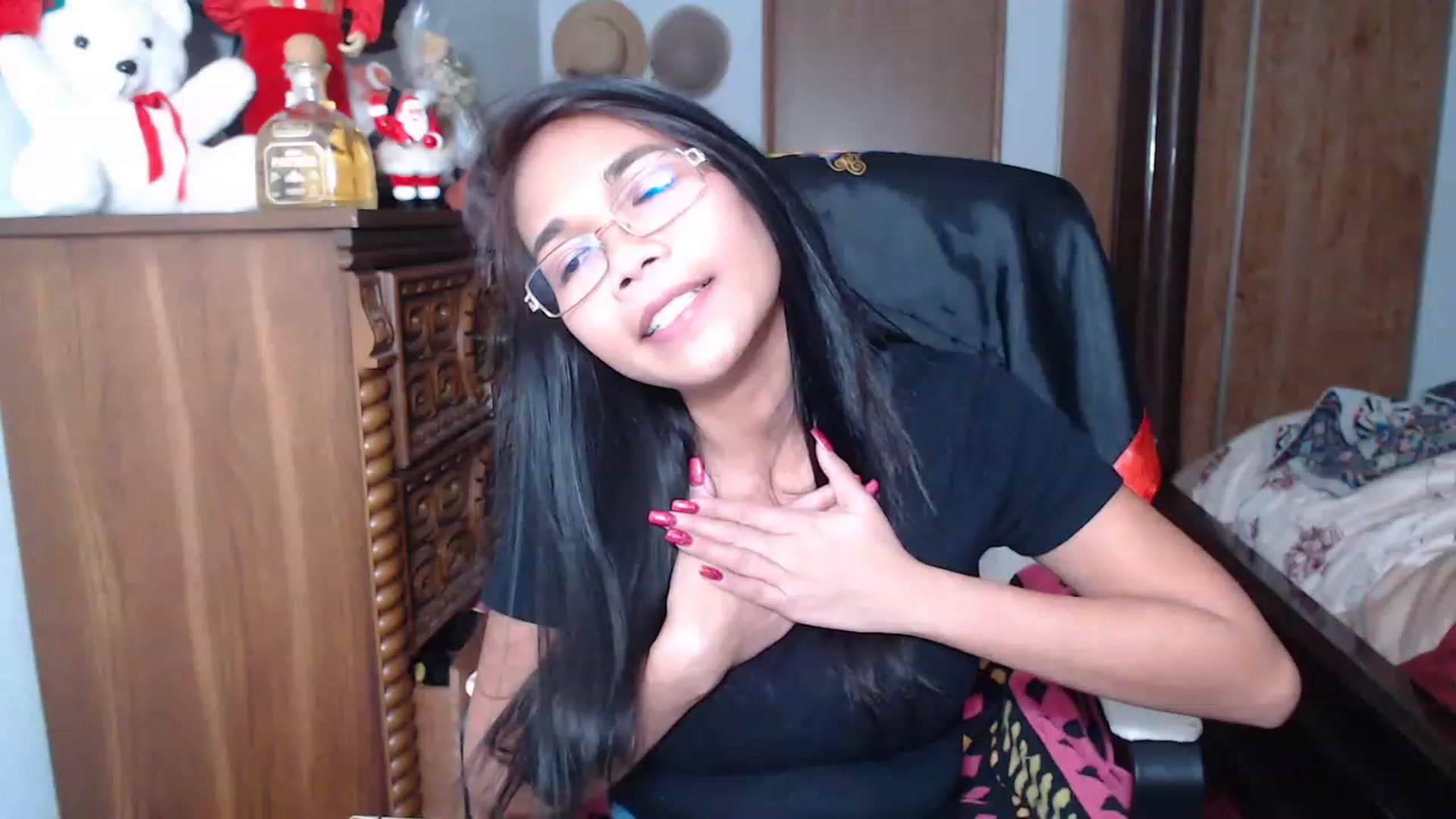Gallery image thumbnail from Littlekai2023's myfreecams stream on, 12/19/2022, 04:53 image 20 of 20