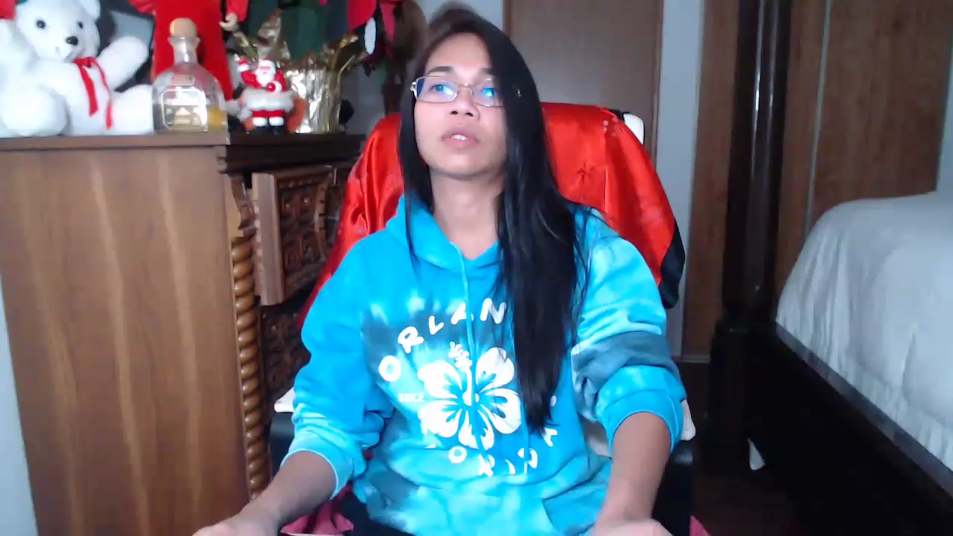 Gallery image thumbnail from Littlekai2023's myfreecams stream on, 12/26/2022, 06:05 image 6 of 20