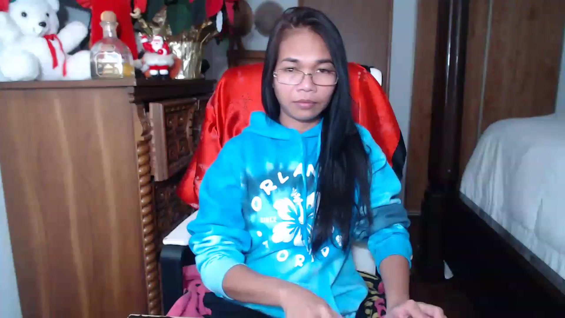 Gallery image thumbnail from Littlekai2023's myfreecams stream on, 12/26/2022, 06:05 image 5 of 20