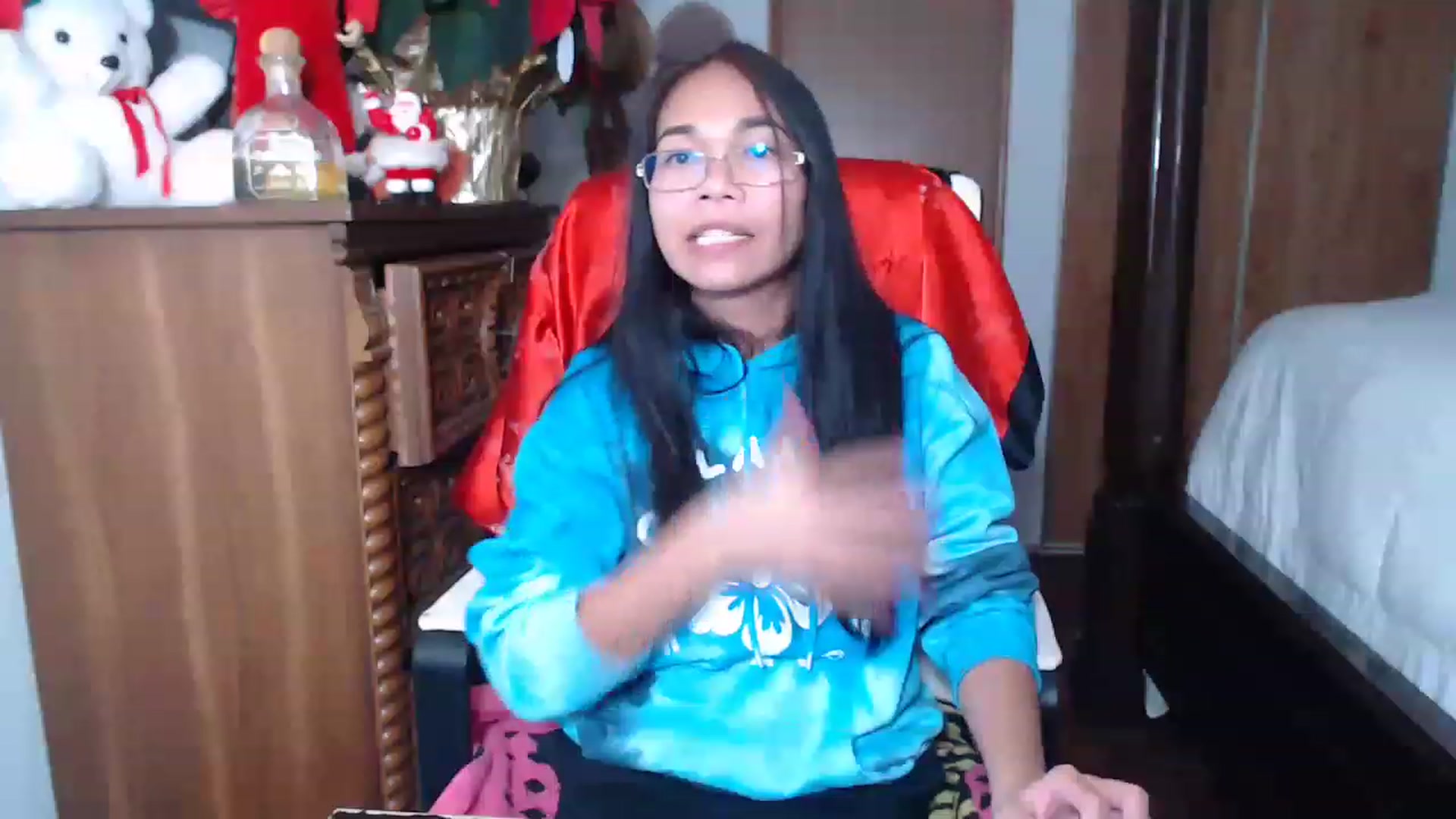 Gallery image thumbnail from Littlekai2023's myfreecams stream on, 12/26/2022, 06:05 image 4 of 20