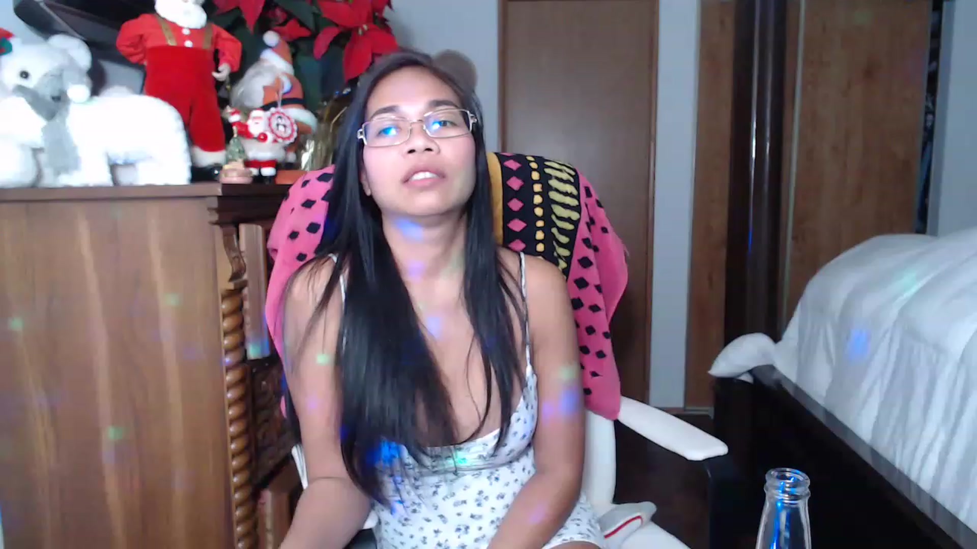 Gallery image thumbnail from Littlekai2023's myfreecams stream on, 12/27/2022, 04:49 image 4 of 20