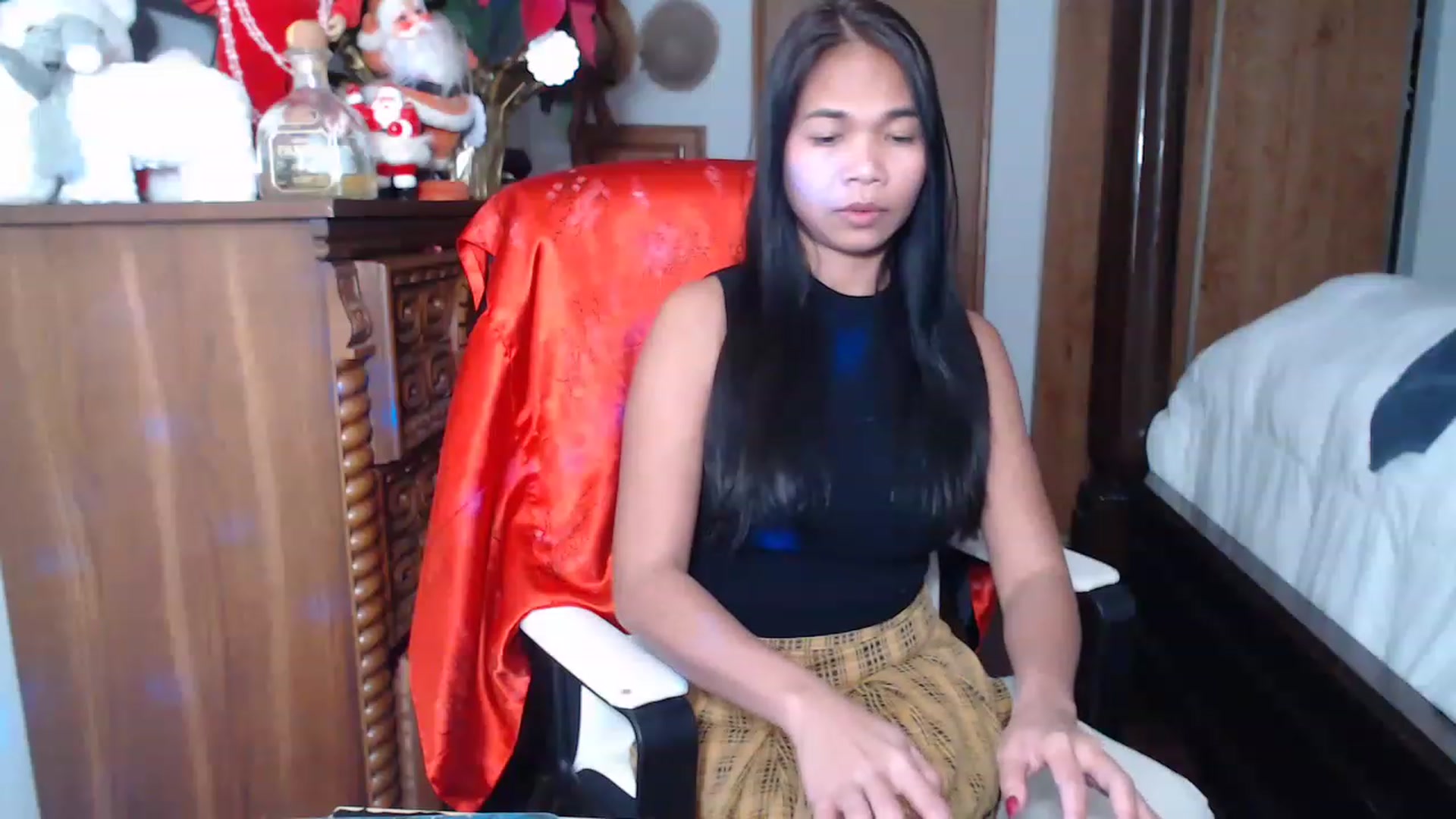 Gallery image thumbnail from Littlekai2023's myfreecams stream on, 12/29/2022, 07:12 image 4 of 20