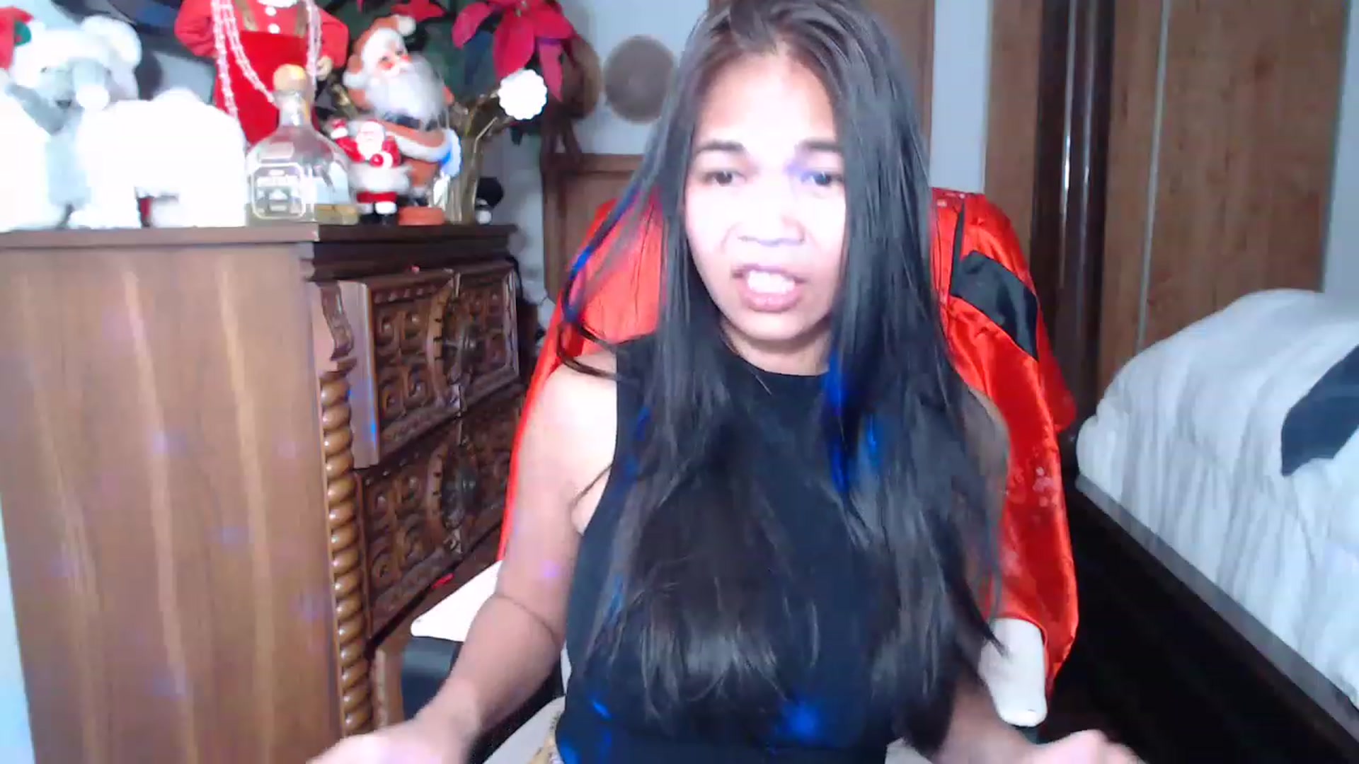 Gallery image thumbnail from Littlekai2023's myfreecams stream on, 12/29/2022, 07:12 image 14 of 20
