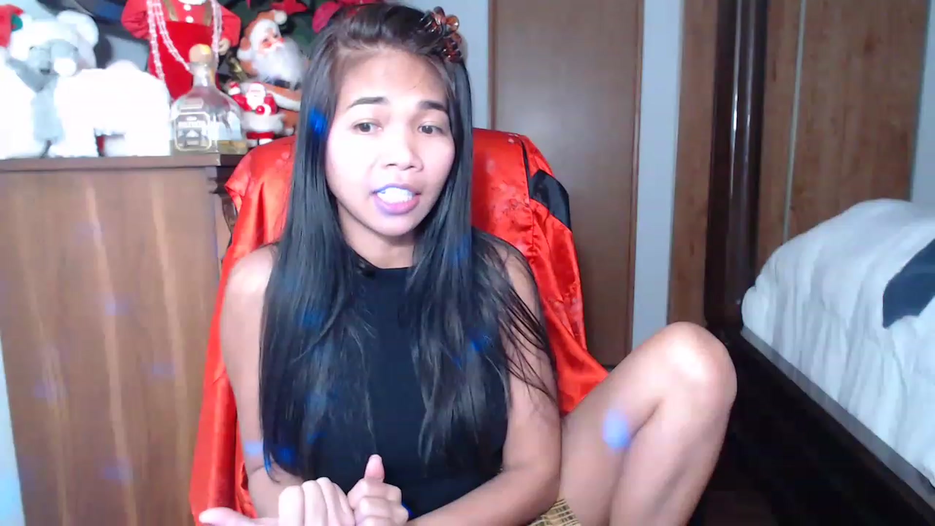 Gallery image thumbnail from Littlekai2023's myfreecams stream on, 12/29/2022, 07:12 image 15 of 20