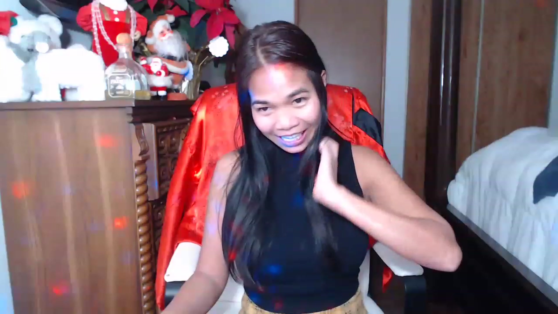Gallery image thumbnail from Littlekai2023's myfreecams stream on, 12/29/2022, 07:12 image 9 of 20