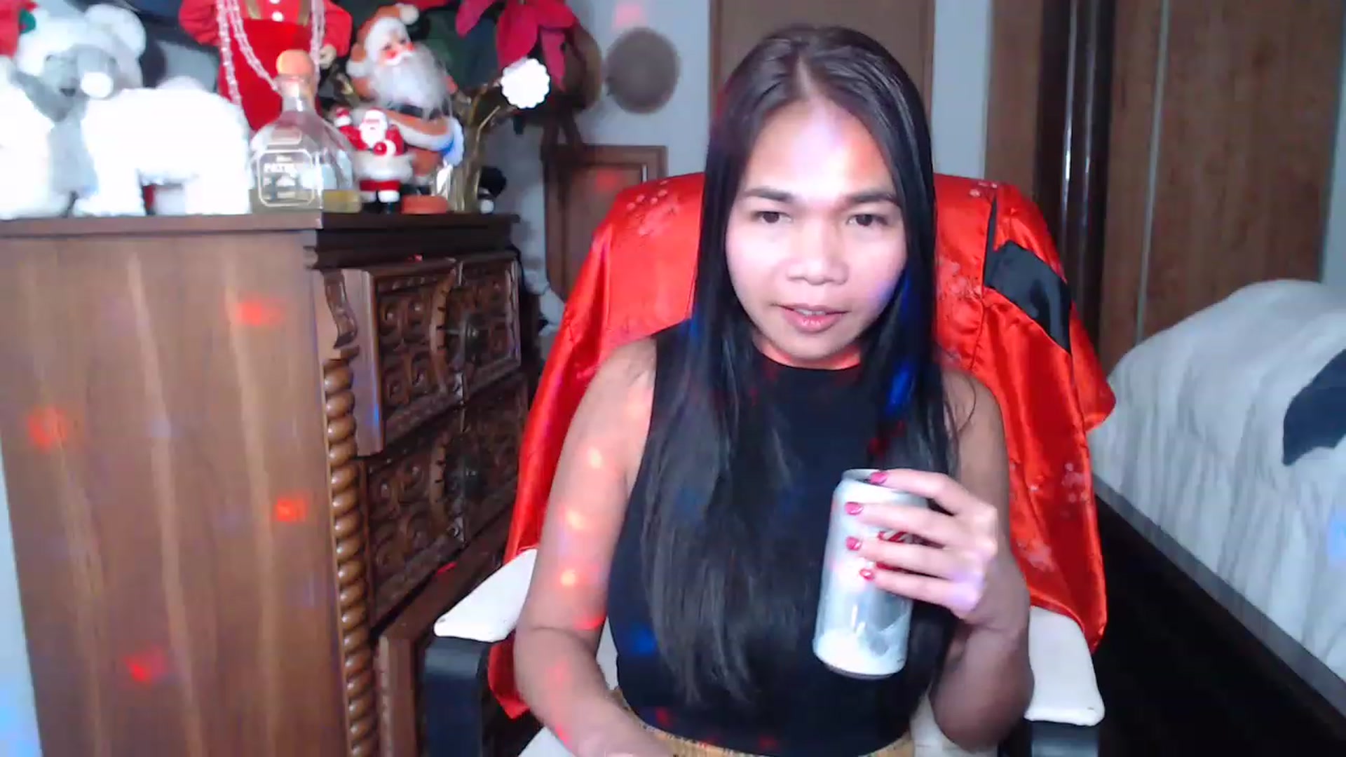Gallery image thumbnail from Littlekai2023's myfreecams stream on, 12/29/2022, 07:12 image 10 of 20