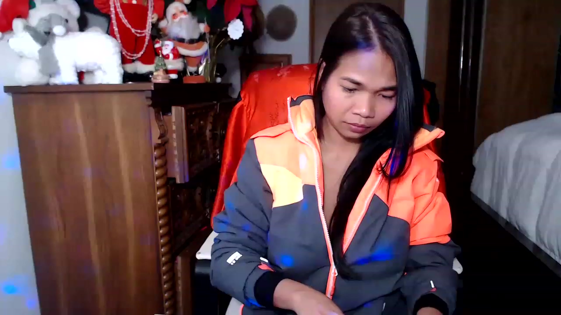 Gallery image thumbnail from Littlekai2023's myfreecams stream on, 12/30/2022, 04:57 image 5 of 20