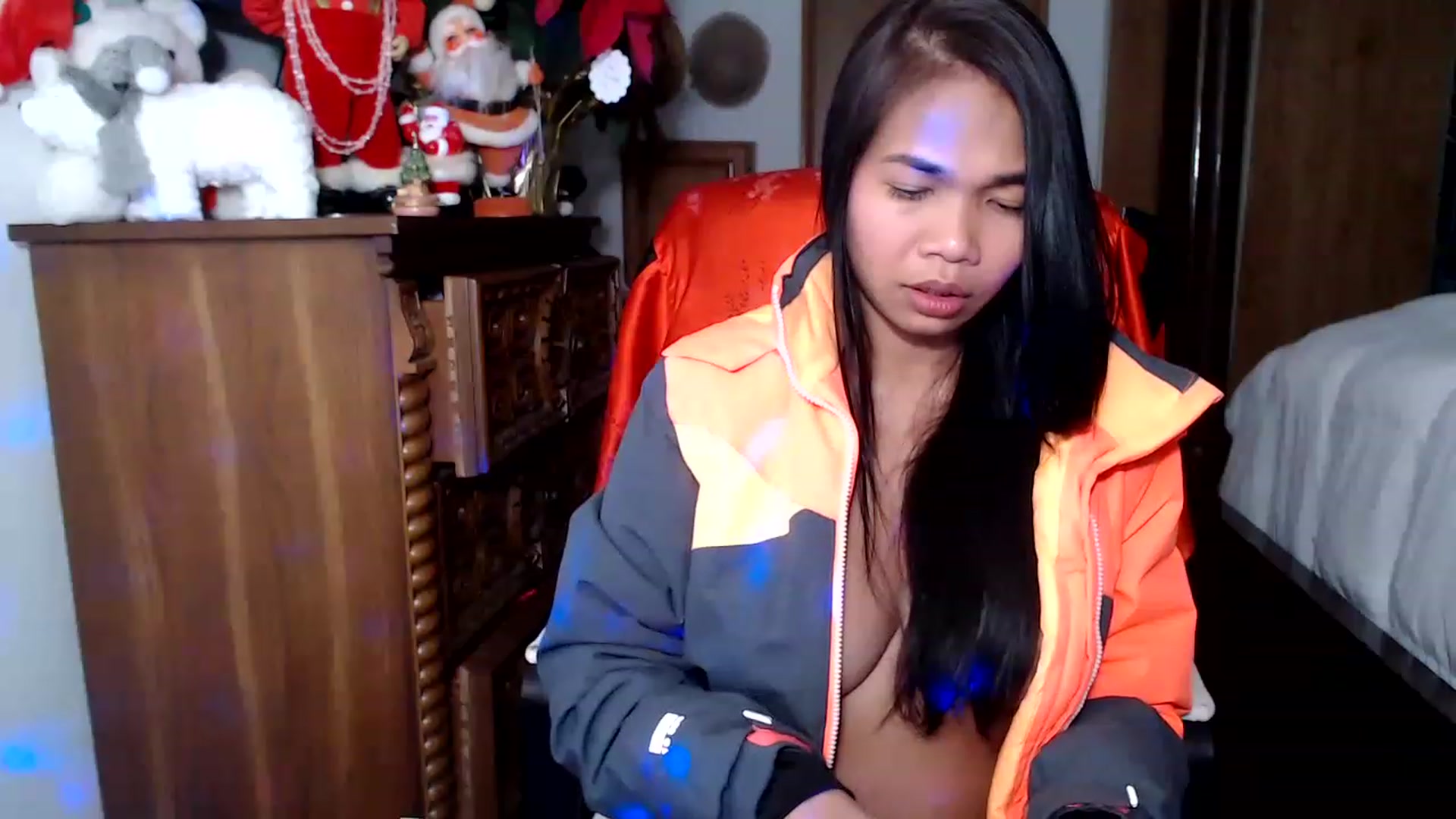 Gallery image thumbnail from Littlekai2023's myfreecams stream on, 12/30/2022, 04:57 image 9 of 20