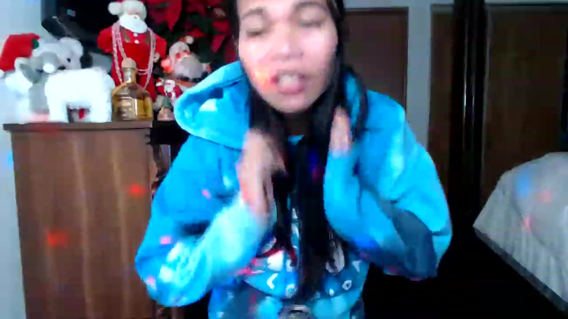 Gallery image thumbnail from Littlekai2023's myfreecams stream on, 12/31/2022, 08:22 image 18 of 20