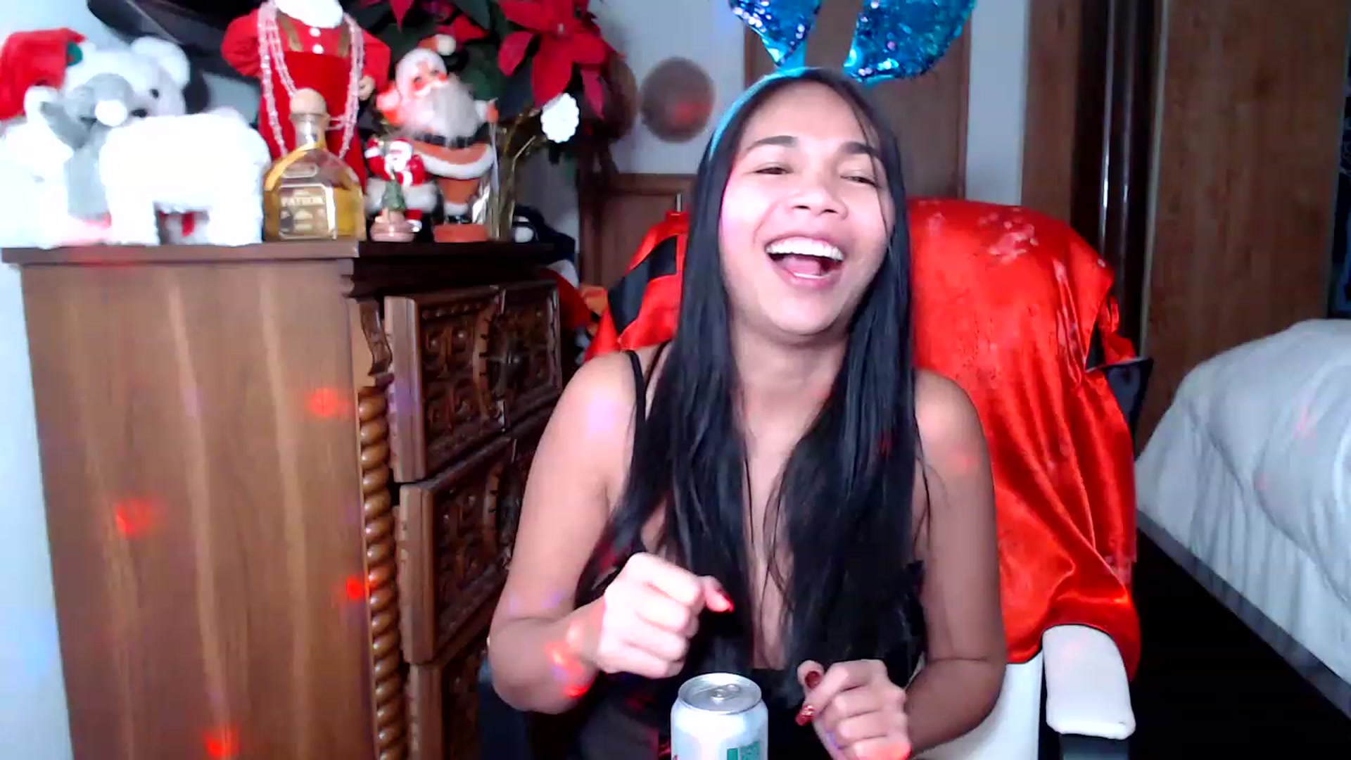 Gallery image thumbnail from Littlekai2023's myfreecams stream on, 12/31/2022, 08:22 image 4 of 20