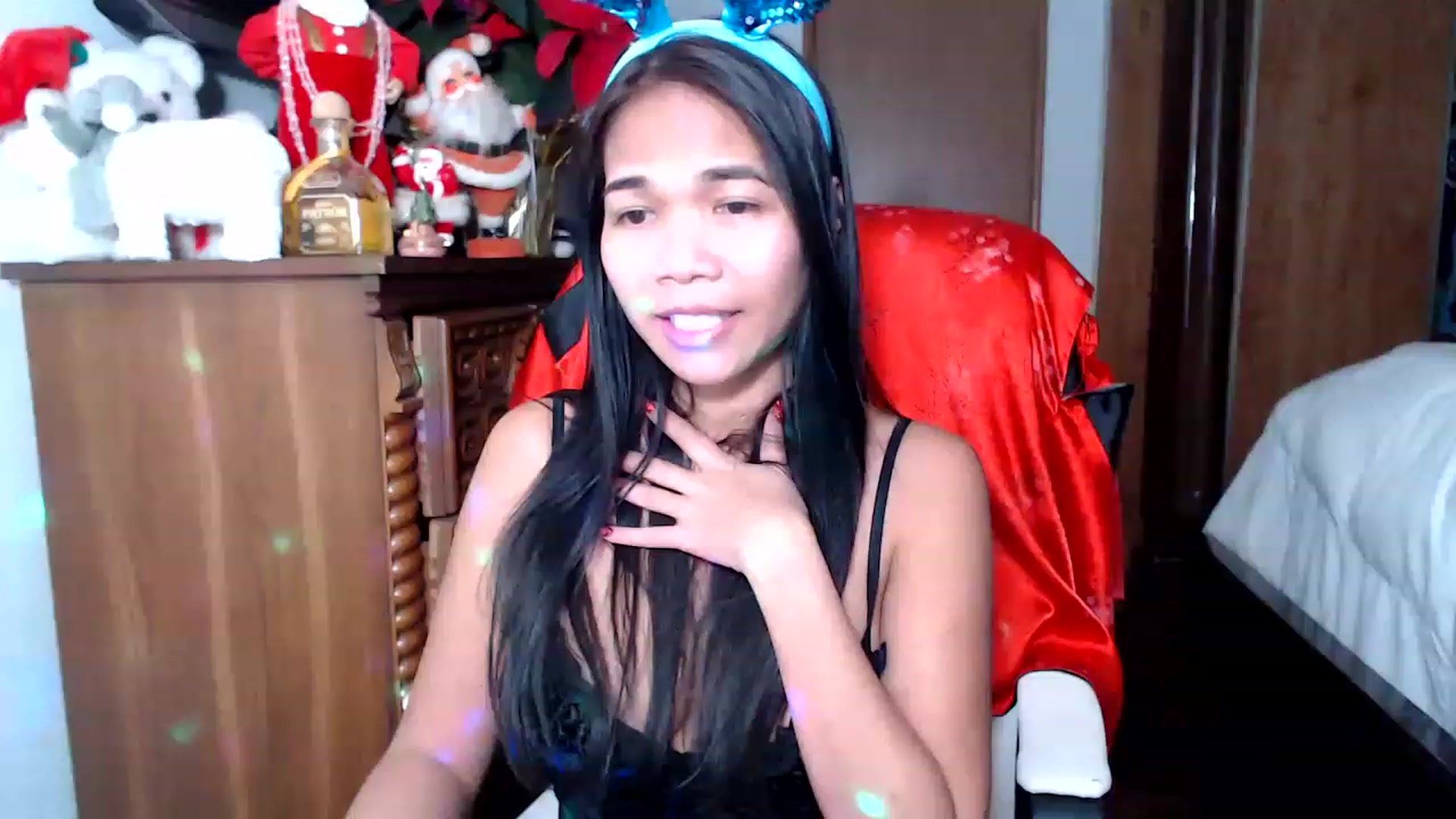 Gallery image thumbnail from Littlekai2023's myfreecams stream on, 12/31/2022, 08:22 image 12 of 20