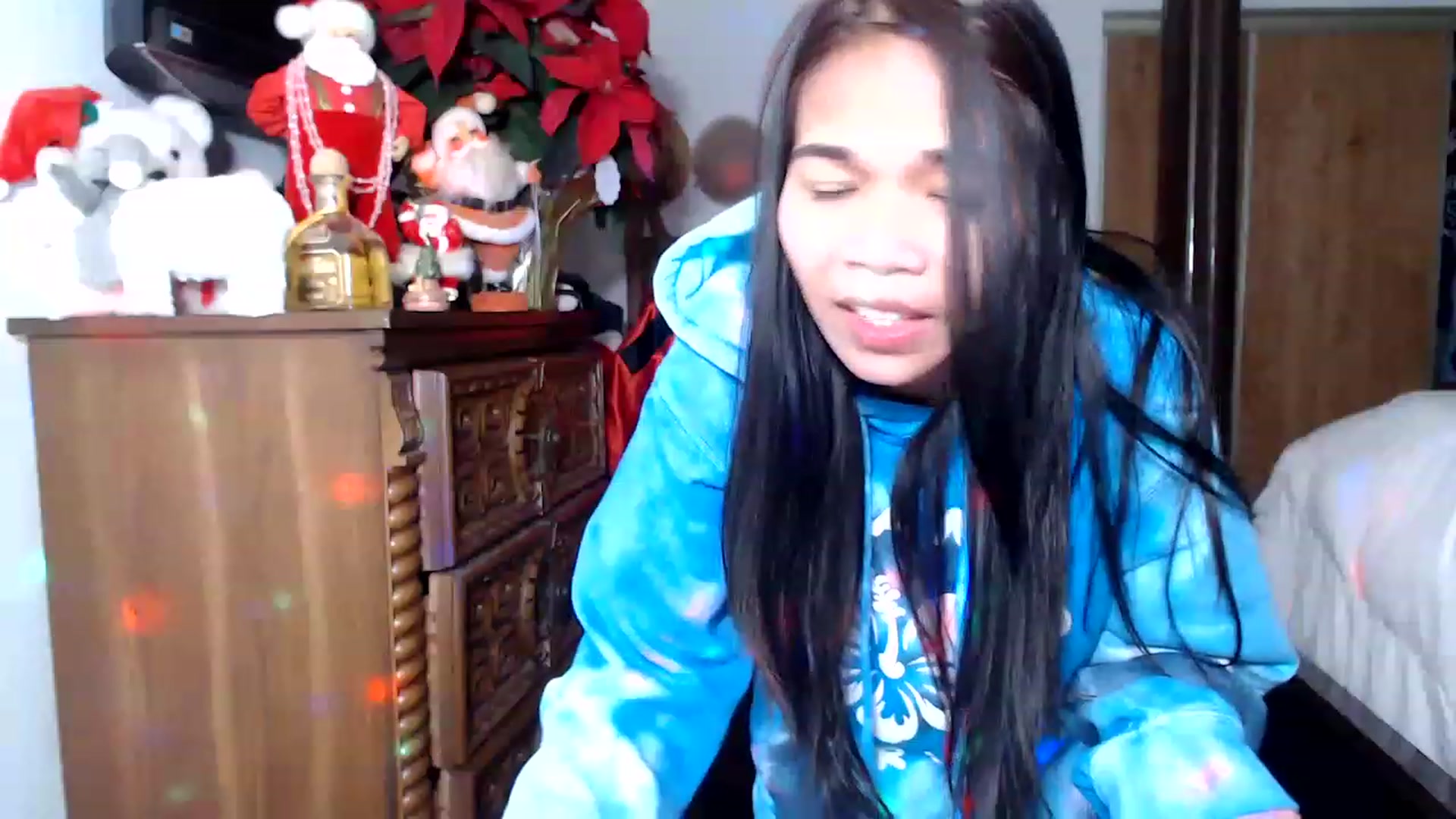 Gallery image thumbnail from Littlekai2023's myfreecams stream on, 12/31/2022, 08:22 image 16 of 20