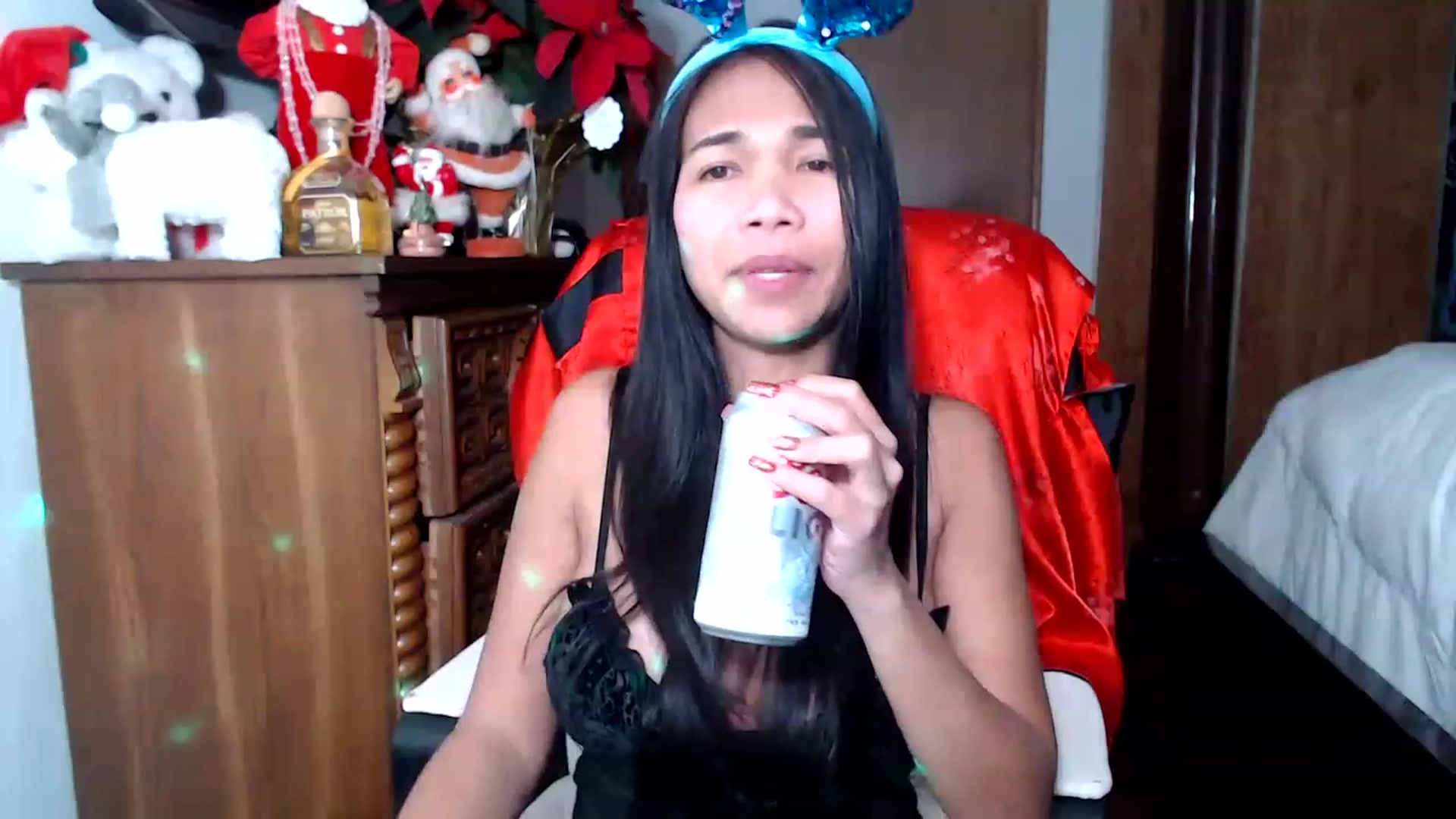 Gallery image thumbnail from Littlekai2023's myfreecams stream on, 12/31/2022, 08:22 image 11 of 20