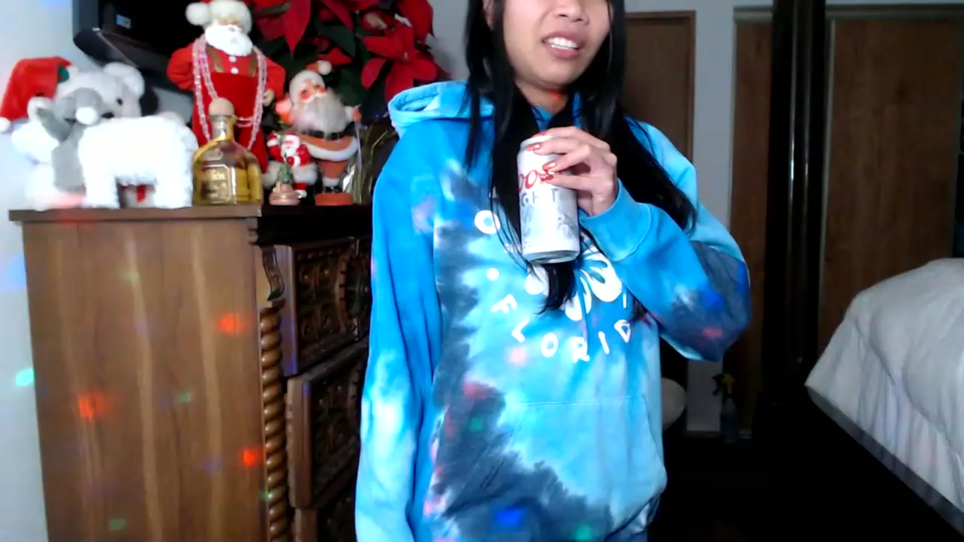 Gallery image thumbnail from Littlekai2023's myfreecams stream on, 12/31/2022, 08:22 image 20 of 20