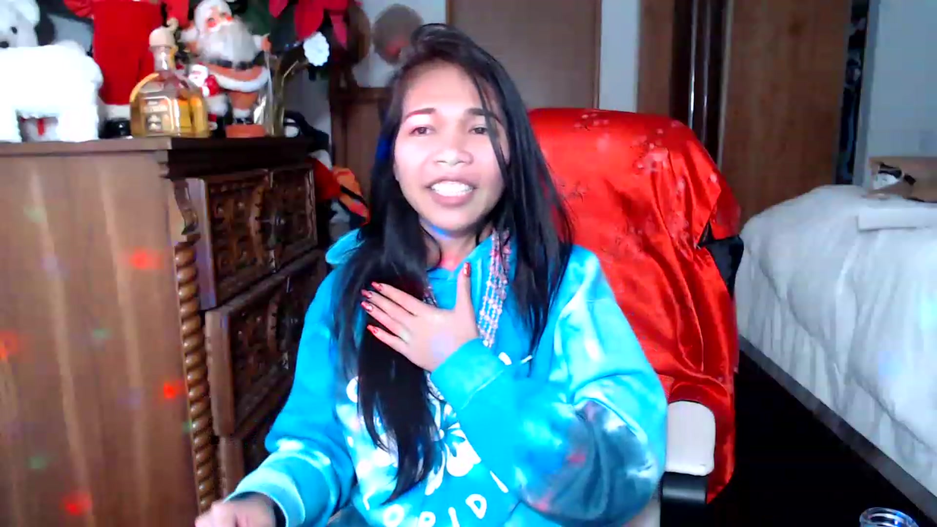Gallery image thumbnail from Littlekai2023's myfreecams stream on, 12/31/2022, 10:17 image 13 of 20