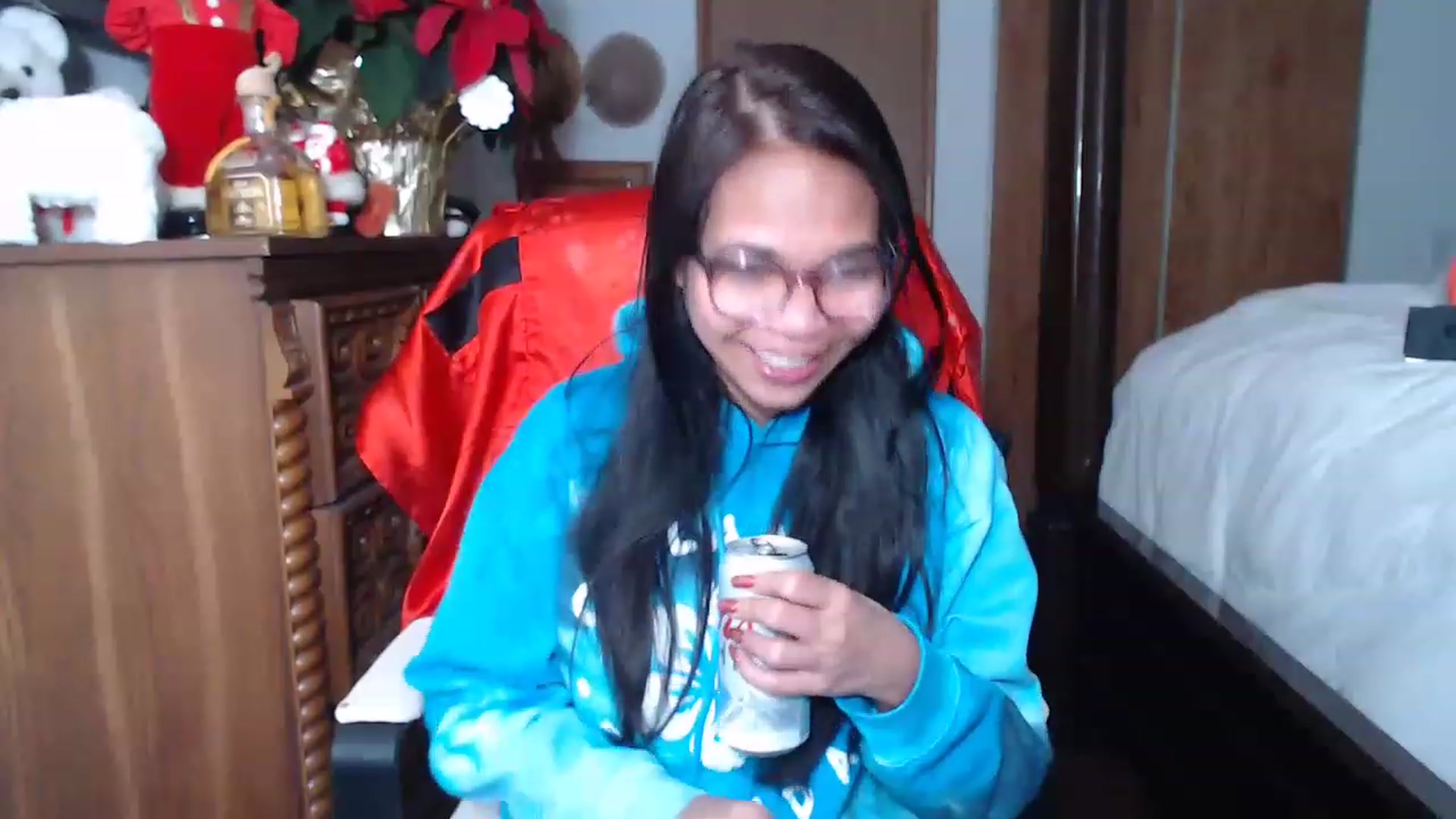 Gallery image thumbnail from Littlekai2023's myfreecams stream on, 12/31/2022, 20:15 image 5 of 20