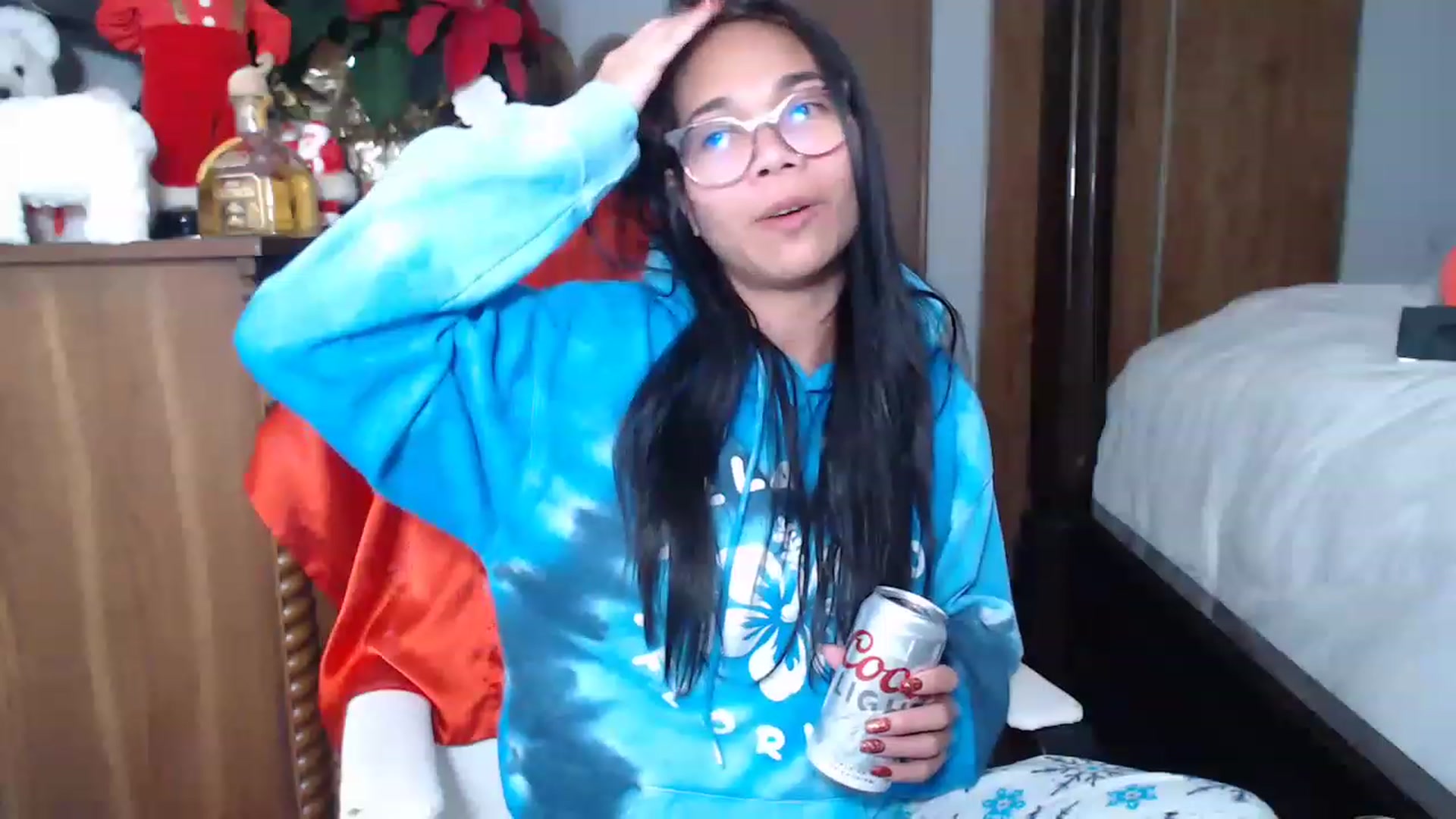 Gallery image thumbnail from Littlekai2023's myfreecams stream on, 12/31/2022, 20:15 image 2 of 20