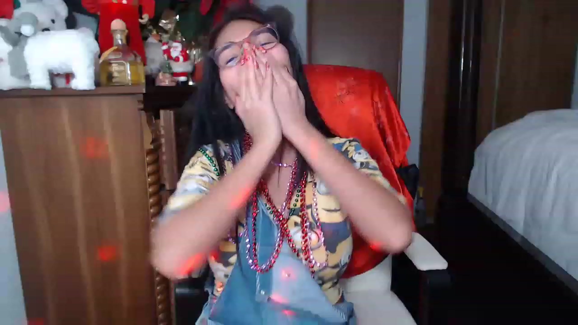 Gallery image thumbnail from Littlekai2023's myfreecams stream on, 01/01/2023, 09:10 image 12 of 20