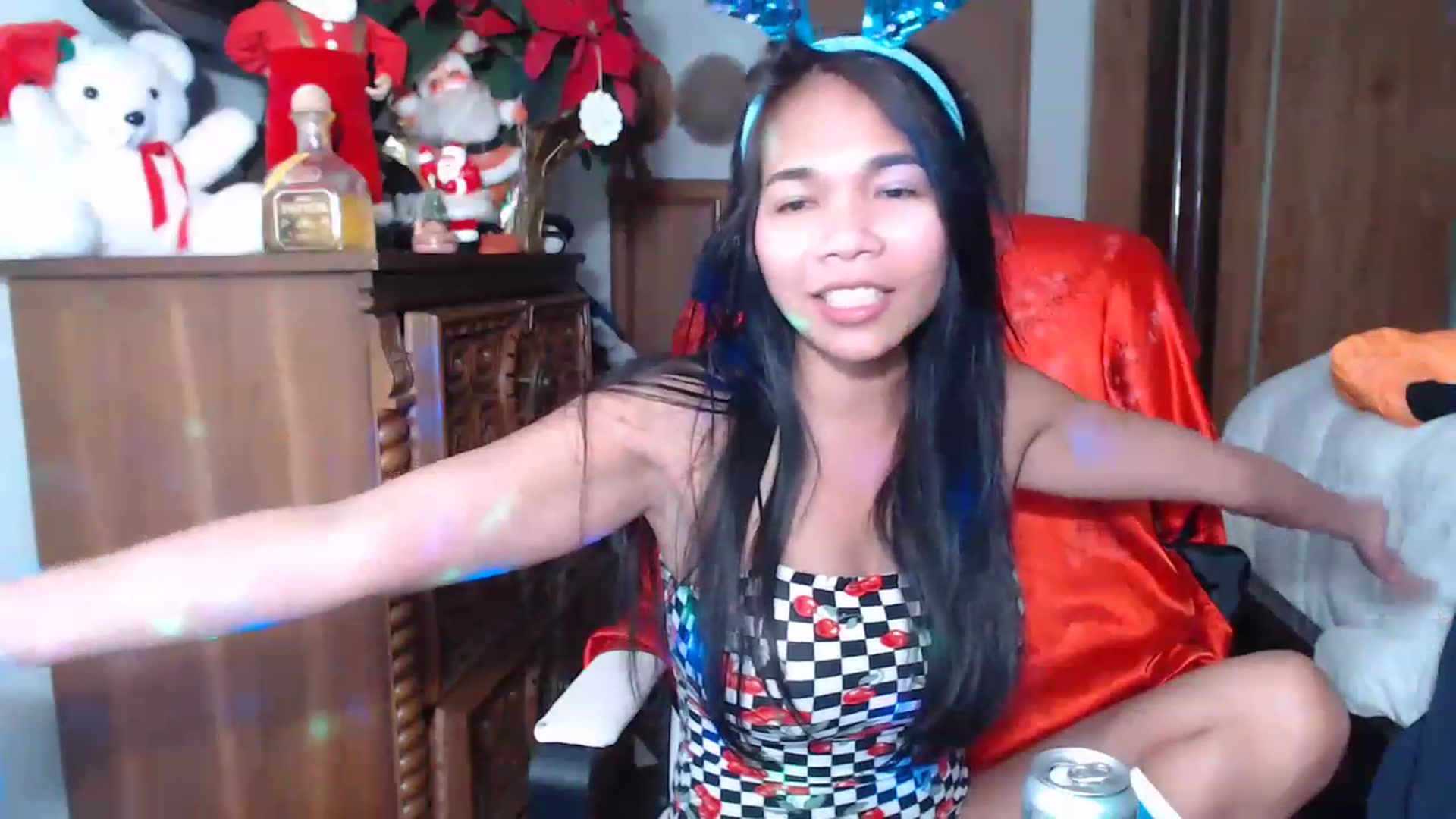 Gallery image thumbnail from Littlekai2023's myfreecams stream on, 01/01/2023, 20:13 image 18 of 20