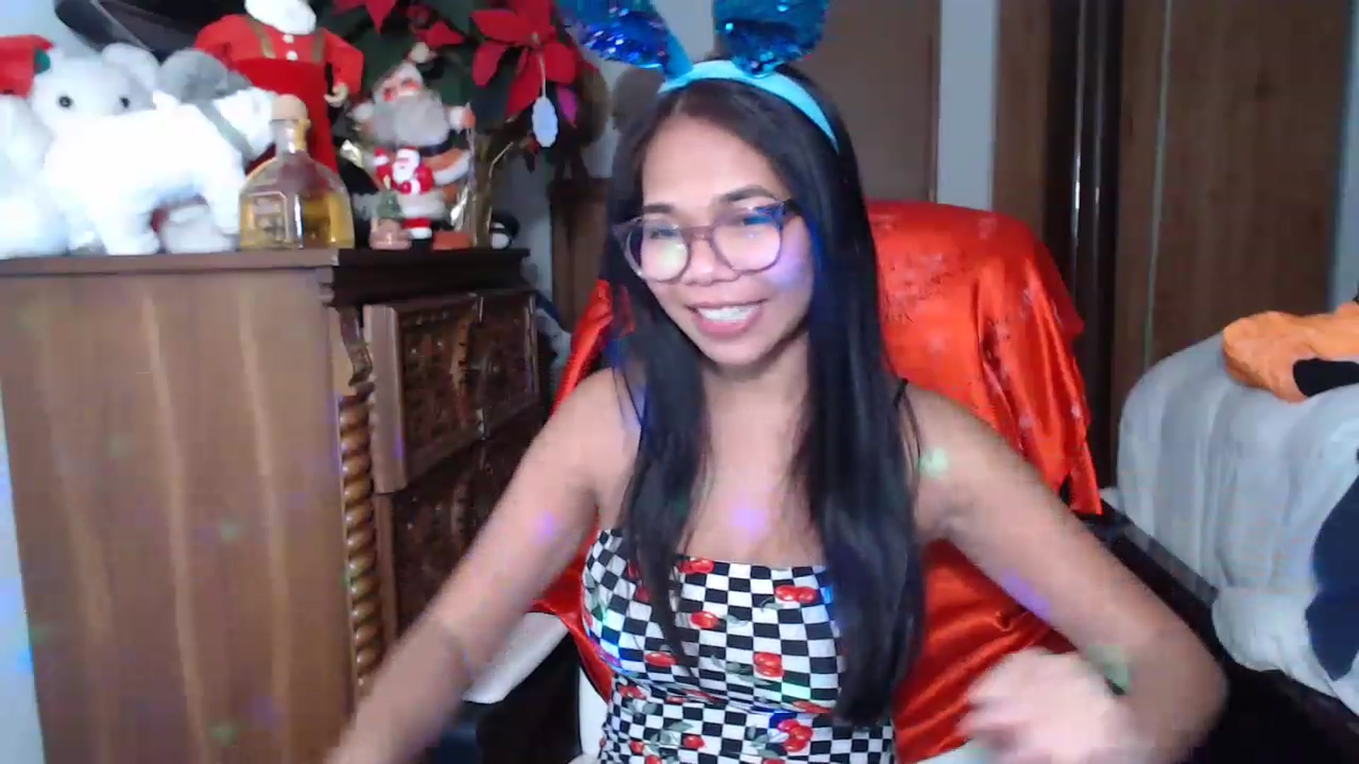 Gallery image thumbnail from Littlekai2023's myfreecams stream on, 01/01/2023, 20:13 image 9 of 20