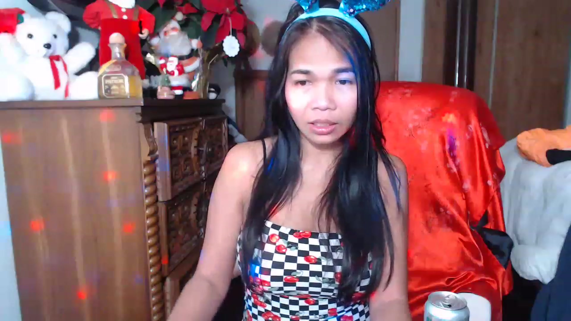 Gallery image thumbnail from Littlekai2023's myfreecams stream on, 01/01/2023, 20:13 image 19 of 20