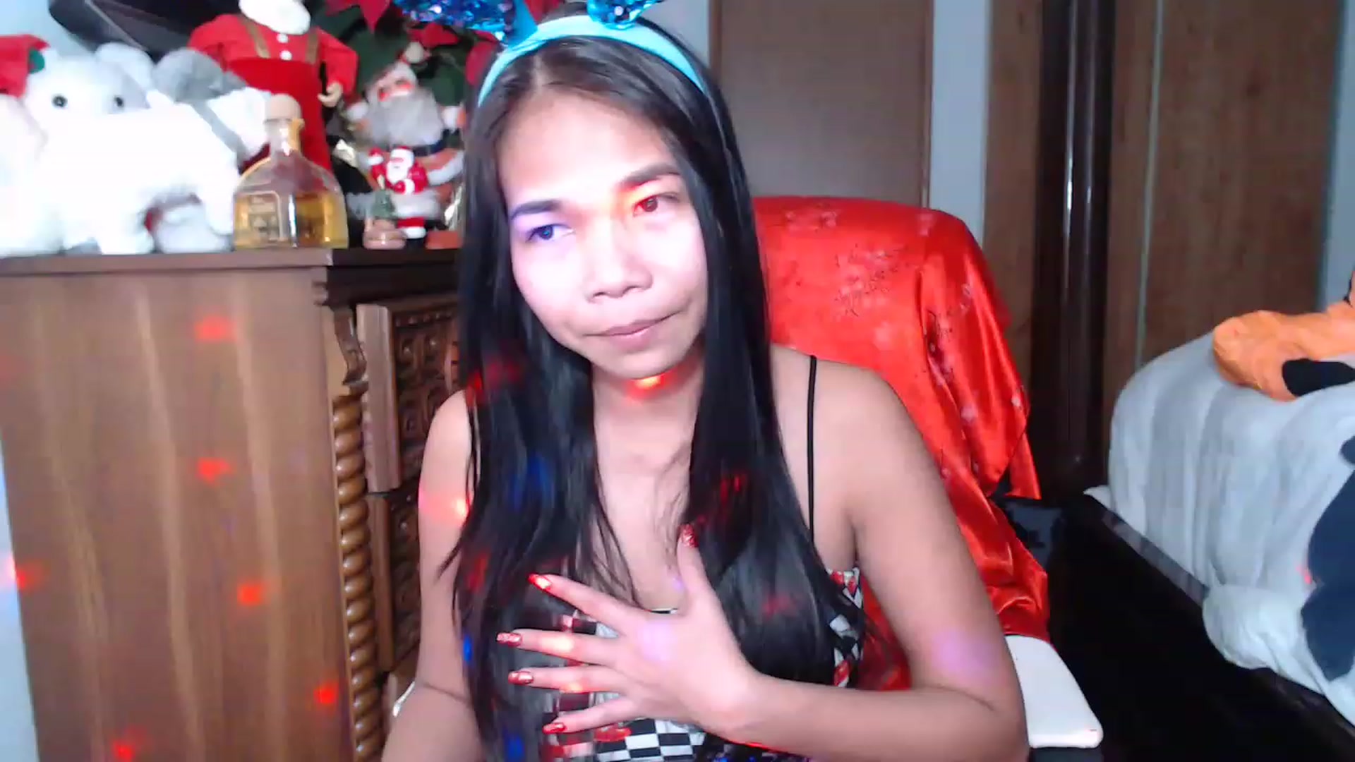 Gallery image thumbnail from Littlekai2023's myfreecams stream on, 01/01/2023, 20:13 image 11 of 20
