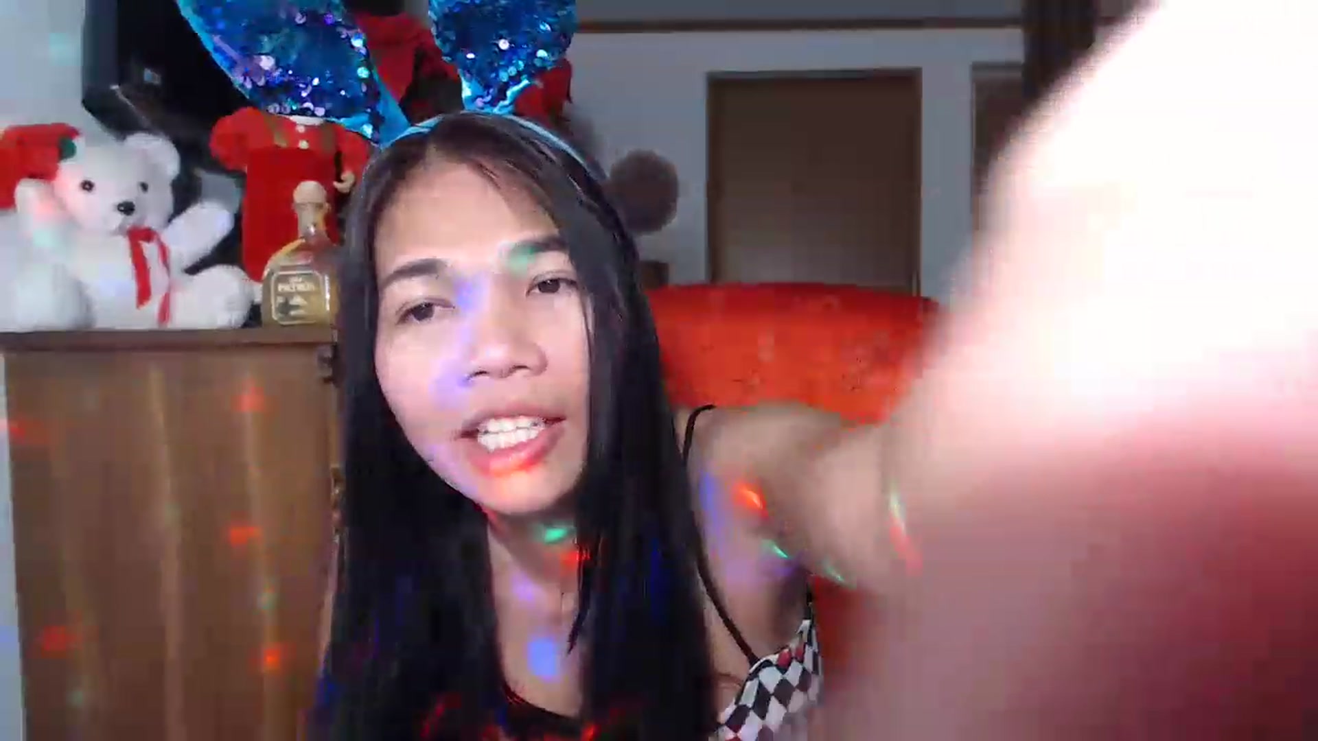 Gallery image thumbnail from Littlekai2023's myfreecams stream on, 01/01/2023, 20:13 image 14 of 20