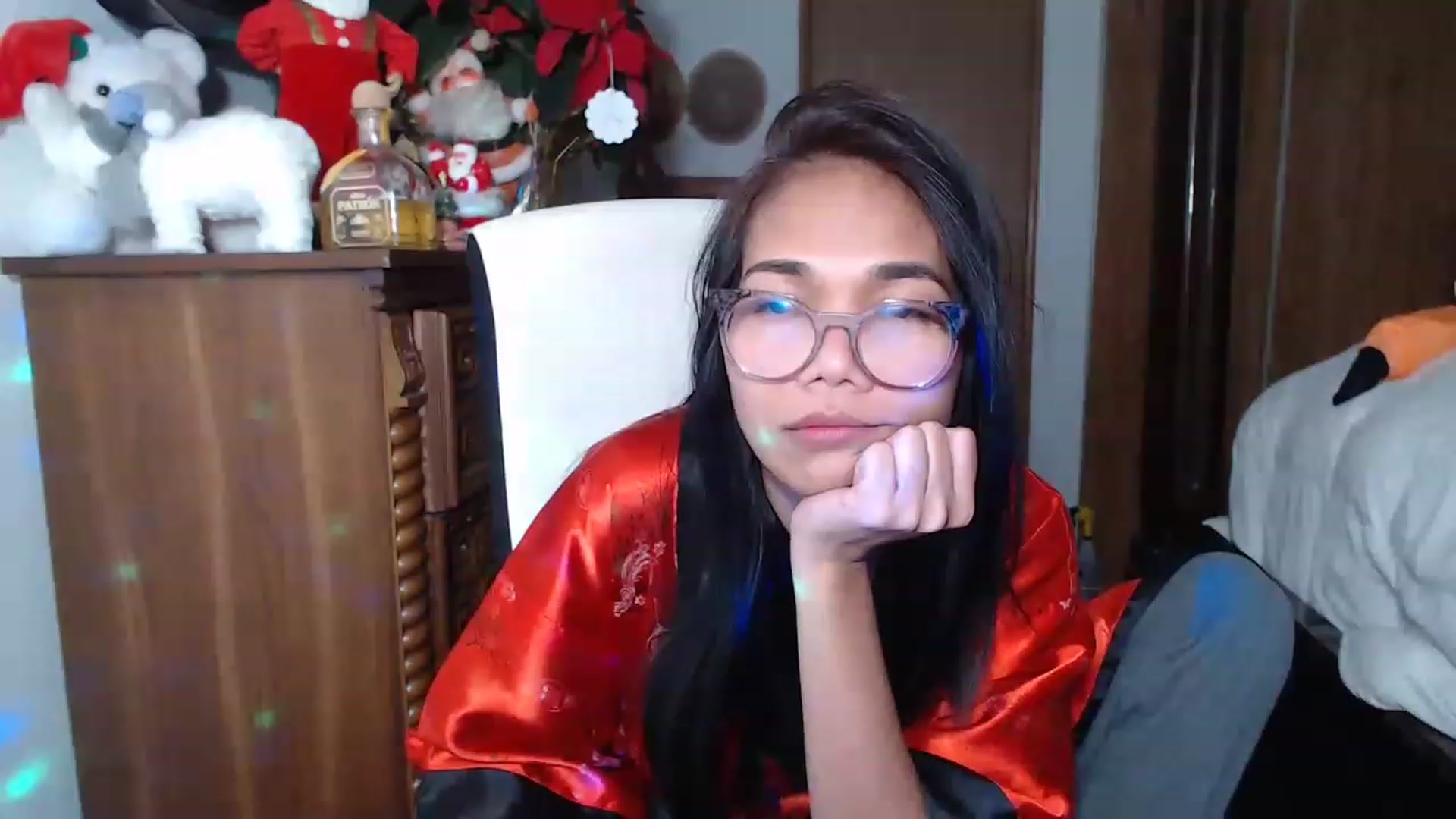 Gallery image thumbnail from Littlekai2023's myfreecams stream on, 01/02/2023, 03:26 image 18 of 20