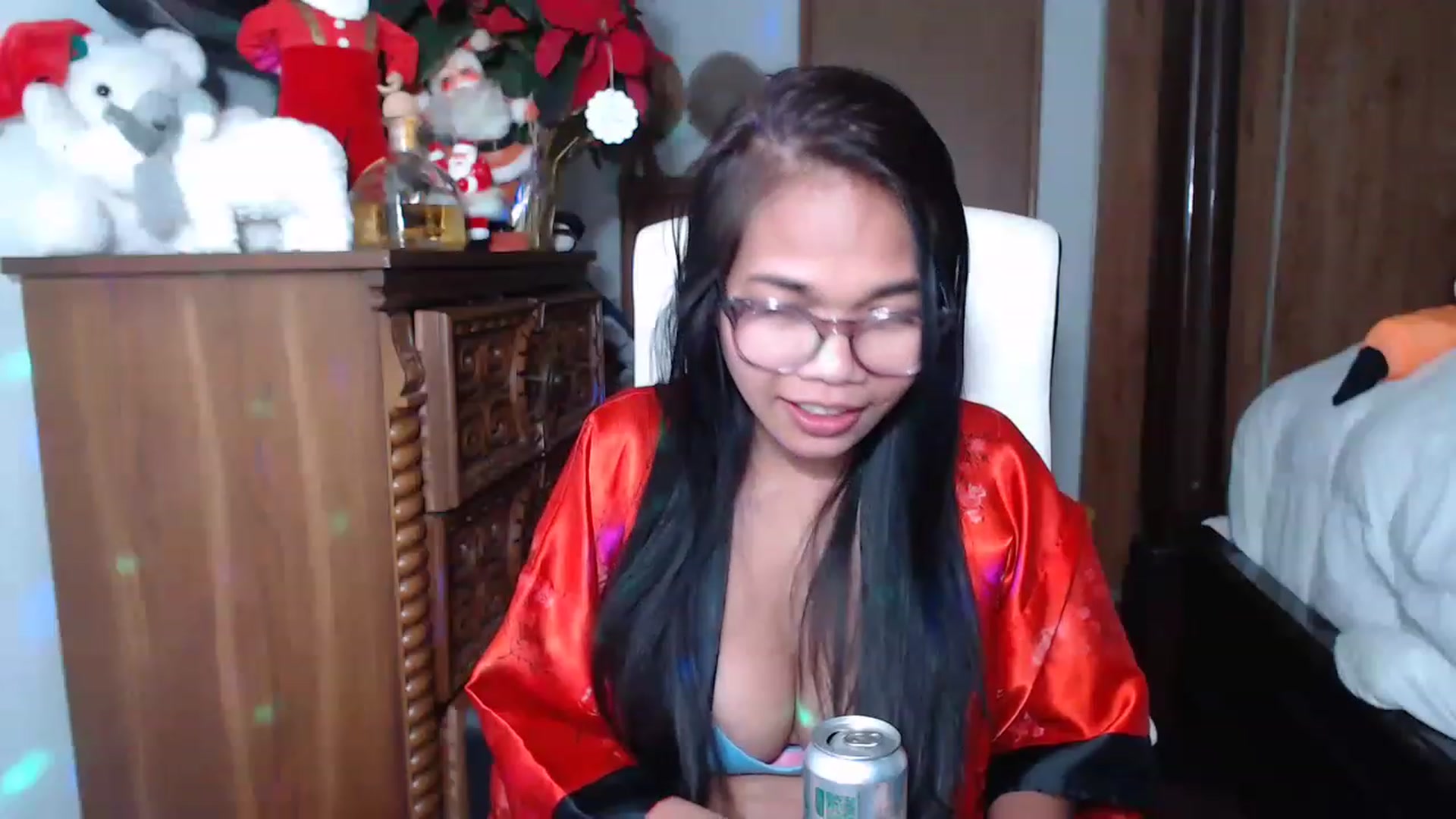 Gallery image thumbnail from Littlekai2023's myfreecams stream on, 01/02/2023, 03:26 image 14 of 20