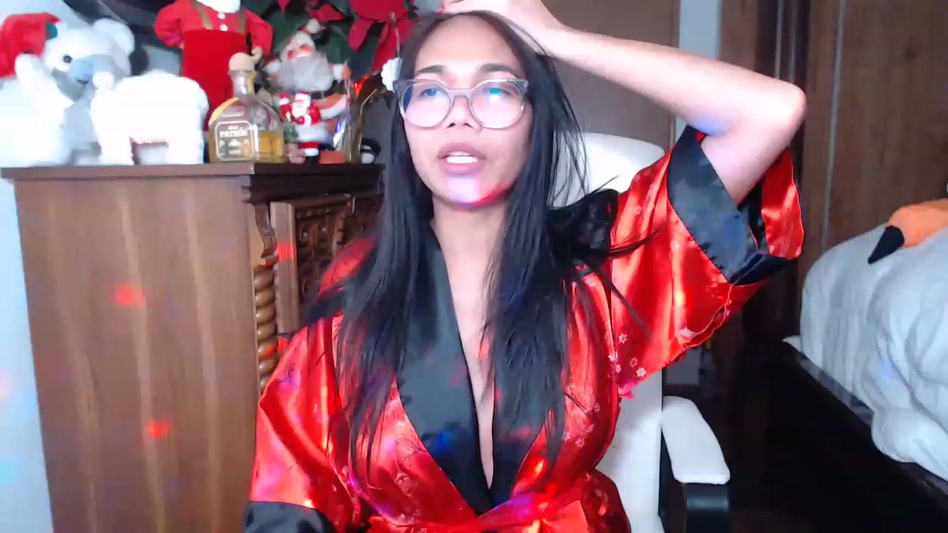Gallery image thumbnail from Littlekai2023's myfreecams stream on, 01/02/2023, 03:26 image 17 of 20