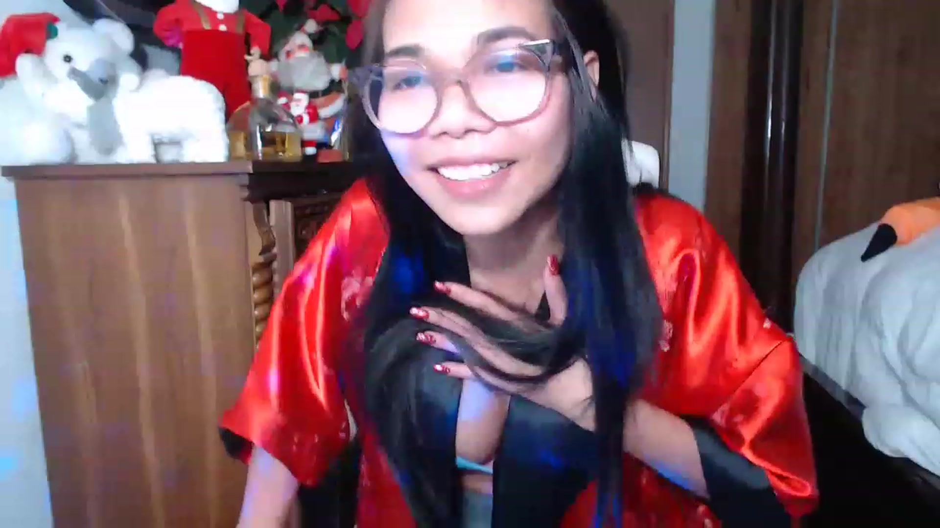Gallery image thumbnail from Littlekai2023's myfreecams stream on, 01/02/2023, 03:54 image 8 of 20