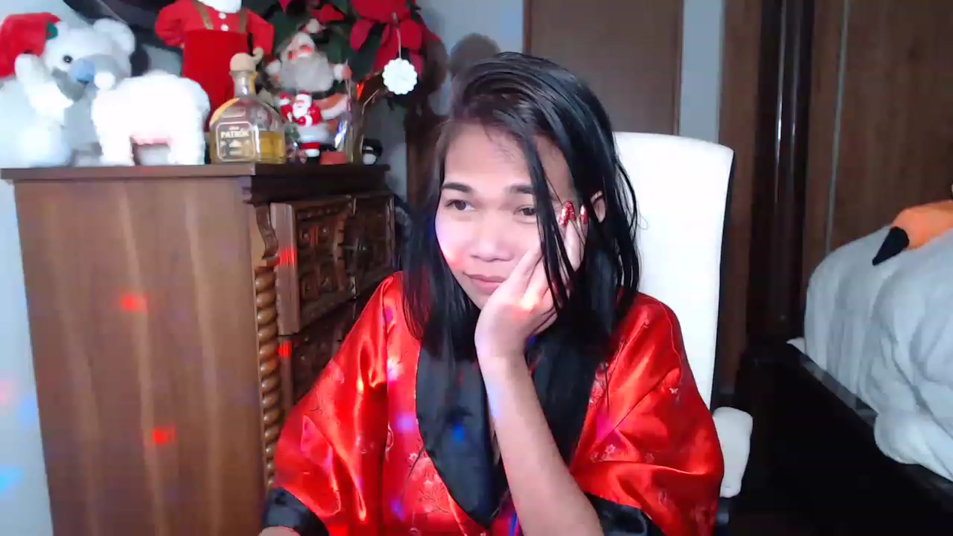 Gallery image thumbnail from Littlekai2023's myfreecams stream on, 01/02/2023, 03:54 image 19 of 20