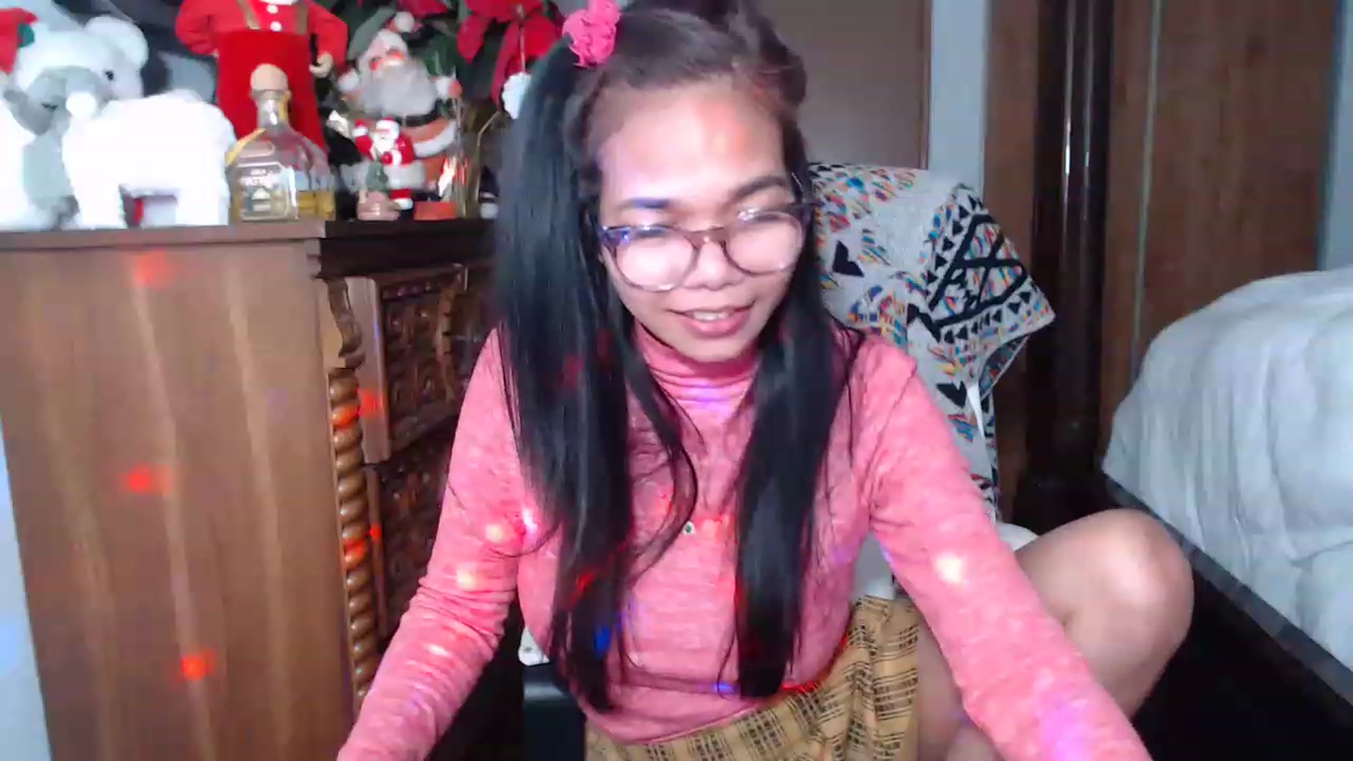 Gallery image thumbnail from Littlekai2023's myfreecams stream on, 01/03/2023, 05:28 image 9 of 20