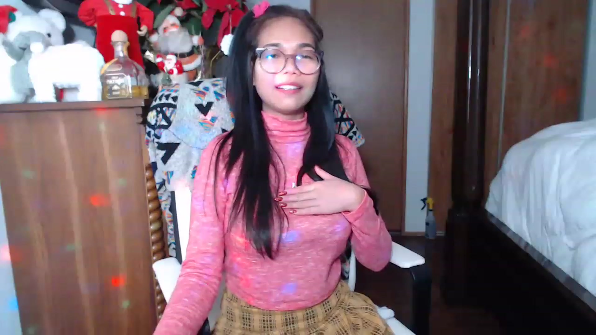Gallery image thumbnail from Littlekai2023's myfreecams stream on, 01/03/2023, 05:28 image 5 of 20