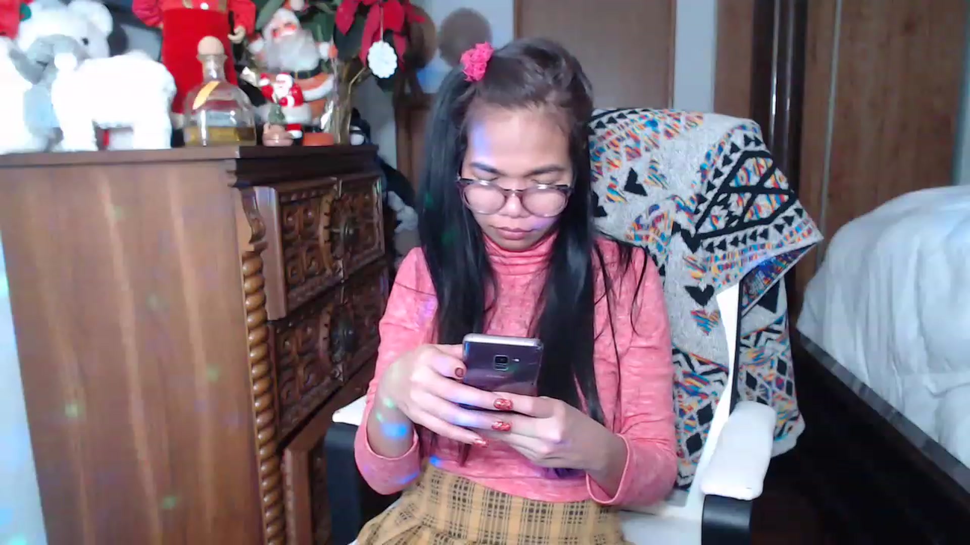 Gallery image thumbnail from Littlekai2023's myfreecams stream on, 01/03/2023, 05:28 image 15 of 20