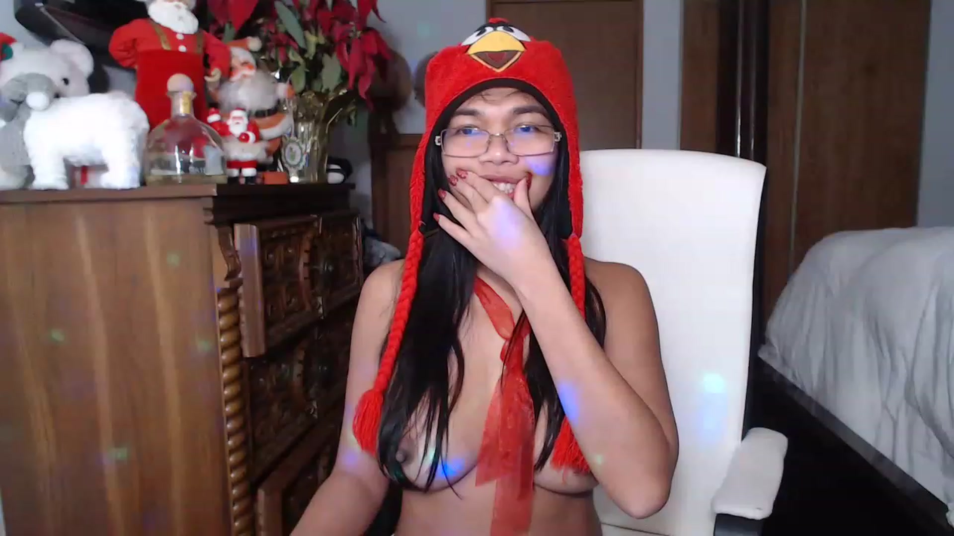 Gallery image thumbnail from Littlekai2023's myfreecams stream on, 01/06/2023, 05:22 image 1 of 20