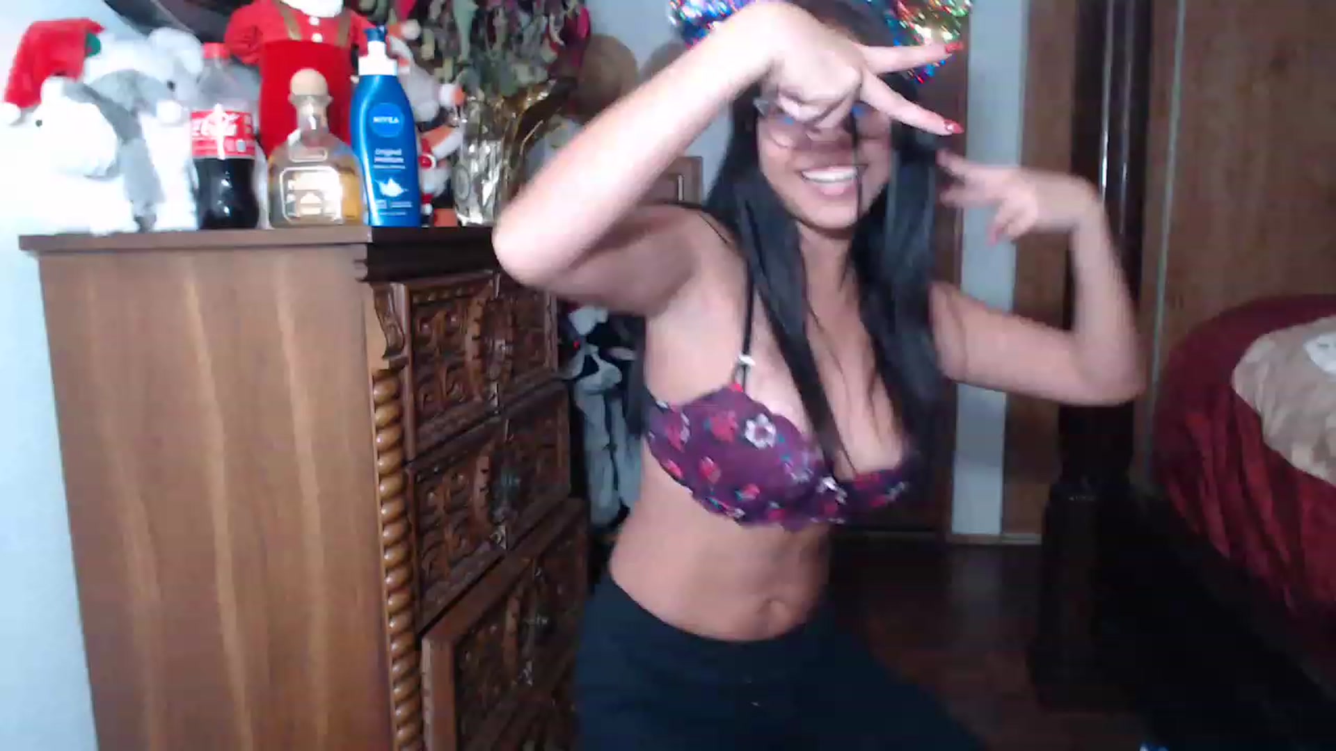 Gallery image thumbnail from Littlekai2023's myfreecams stream on, 01/09/2023, 06:38 image 2 of 20