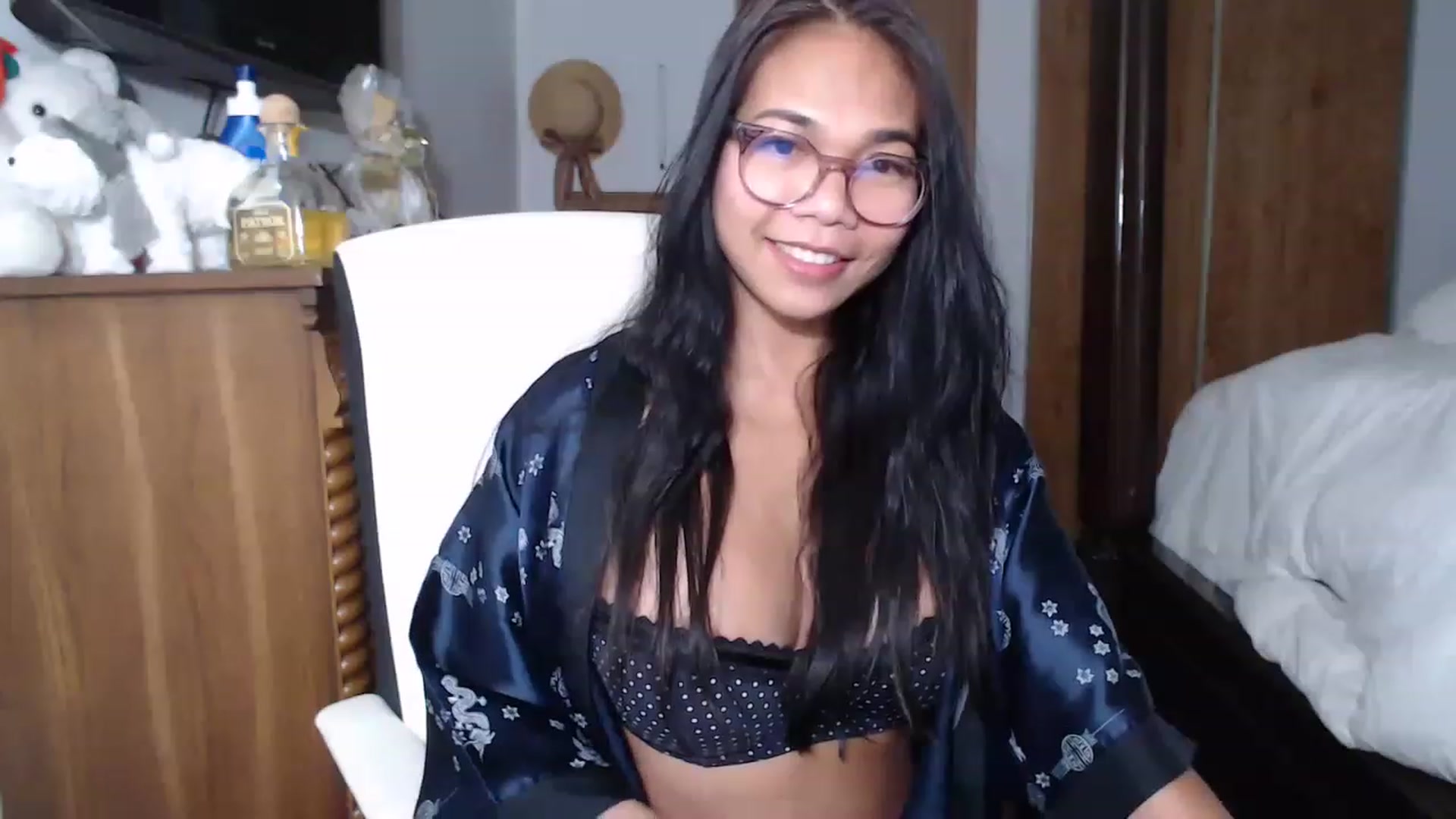 Gallery image thumbnail from Littlekai2023's myfreecams stream on, 01/13/2023, 11:17 image 19 of 20