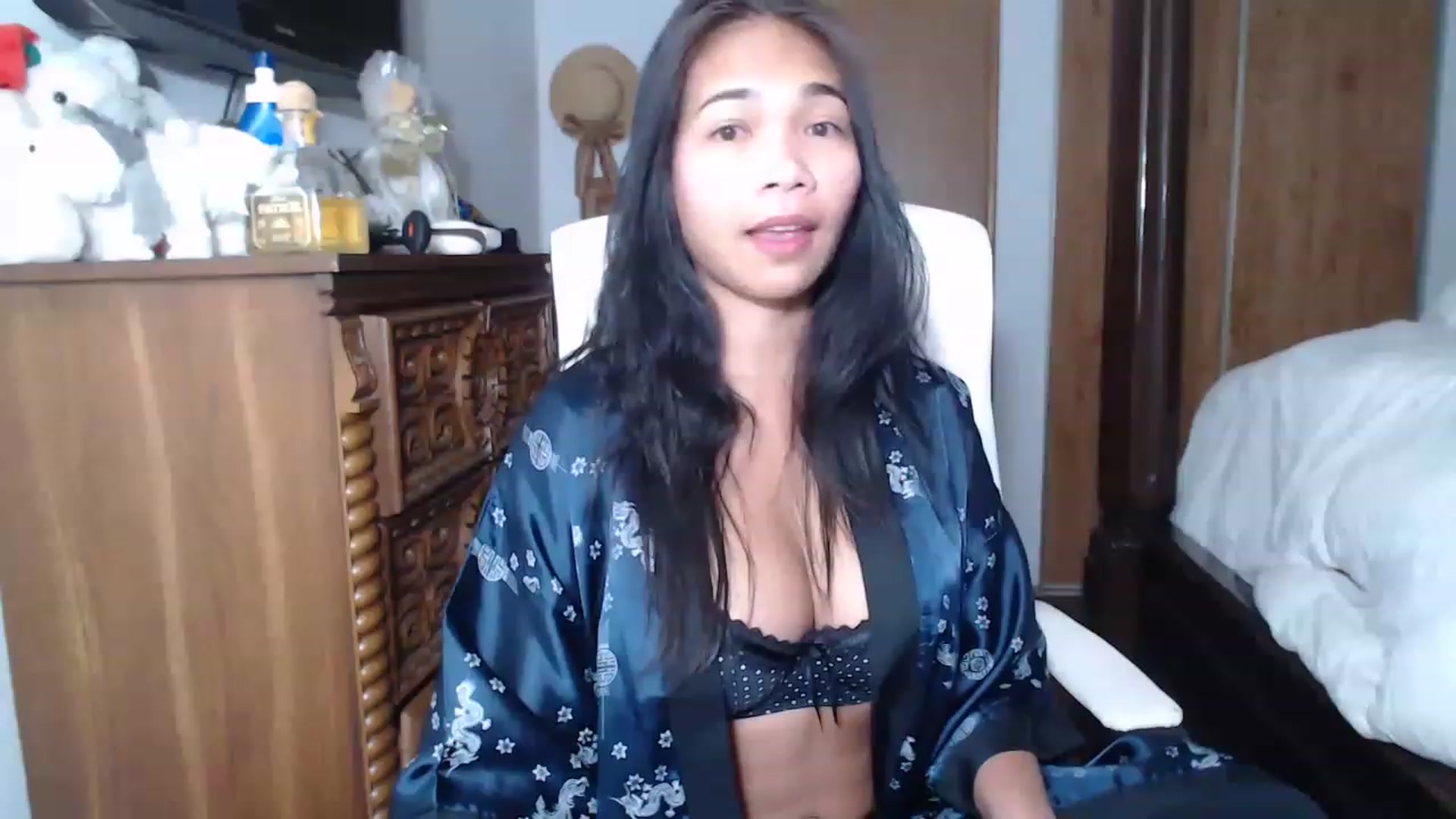 Gallery image thumbnail from Littlekai2023's myfreecams stream on, 01/13/2023, 11:17 image 2 of 20