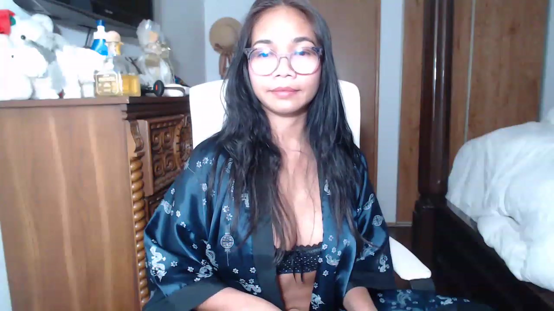 Gallery image thumbnail from Littlekai2023's myfreecams stream on, 01/13/2023, 11:17 image 6 of 20