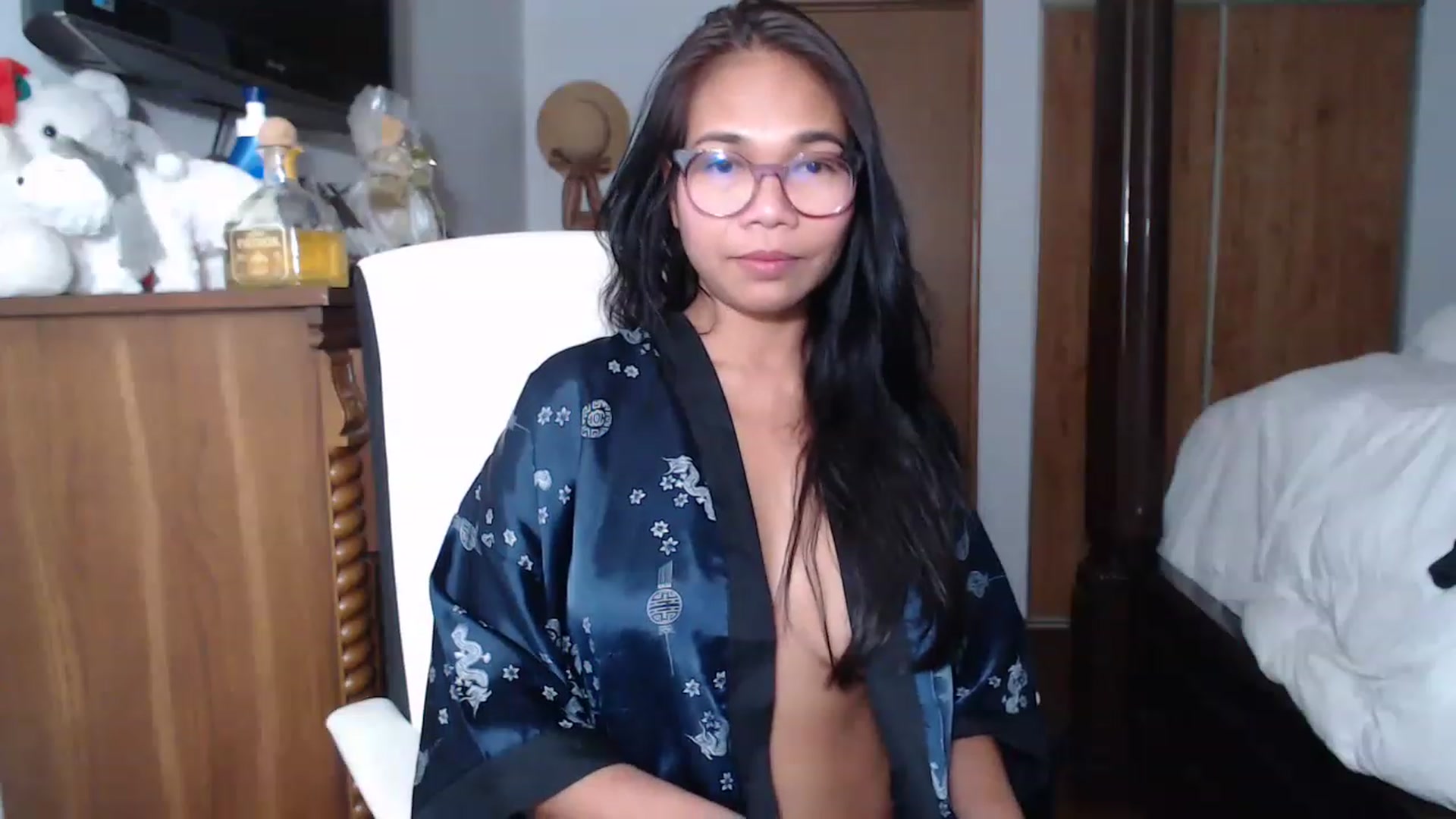 Gallery image thumbnail from Littlekai2023's myfreecams stream on, 01/13/2023, 13:49 image 14 of 20