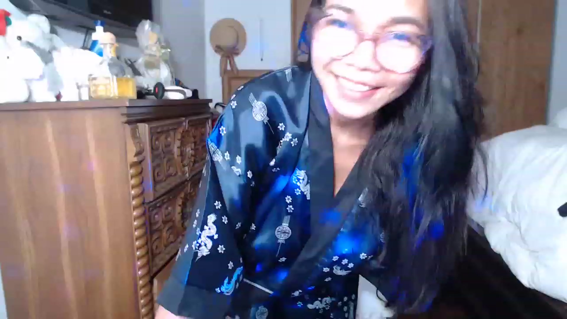 Gallery image thumbnail from Littlekai2023's myfreecams stream on, 01/13/2023, 13:49 image 6 of 20