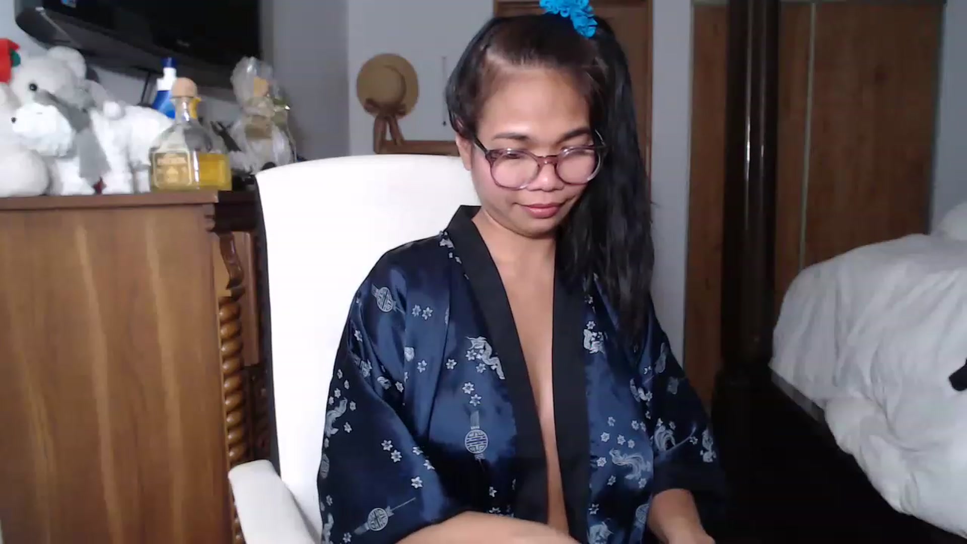 Gallery image thumbnail from Littlekai2023's myfreecams stream on, 01/13/2023, 13:49 image 16 of 20