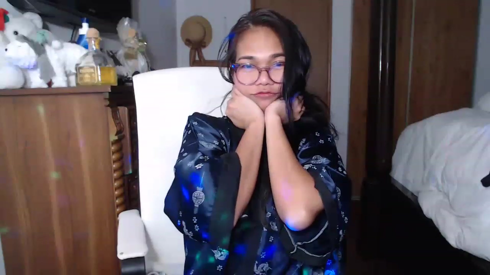 Gallery image thumbnail from Littlekai2023's myfreecams stream on, 01/13/2023, 13:49 image 11 of 20