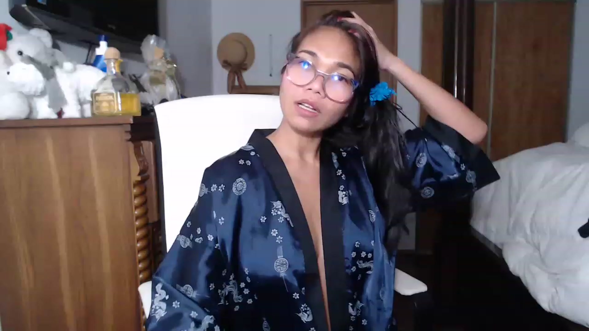 Gallery image thumbnail from Littlekai2023's myfreecams stream on, 01/13/2023, 13:49 image 18 of 20