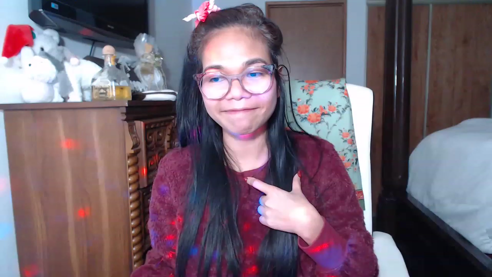 Gallery image thumbnail from Littlekai2023's myfreecams stream on, 01/17/2023, 05:06 image 15 of 20