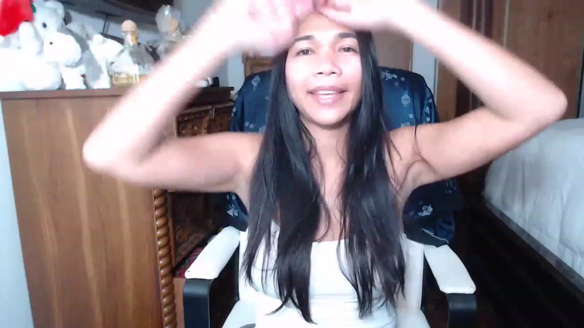 Gallery image thumbnail from Littlekai2023's myfreecams stream on, 01/20/2023, 08:06 image 14 of 20