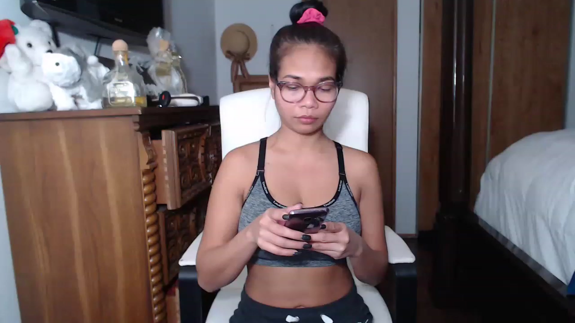 Gallery image thumbnail from Littlekai2023's myfreecams stream on, 01/23/2023, 05:20 image 7 of 20